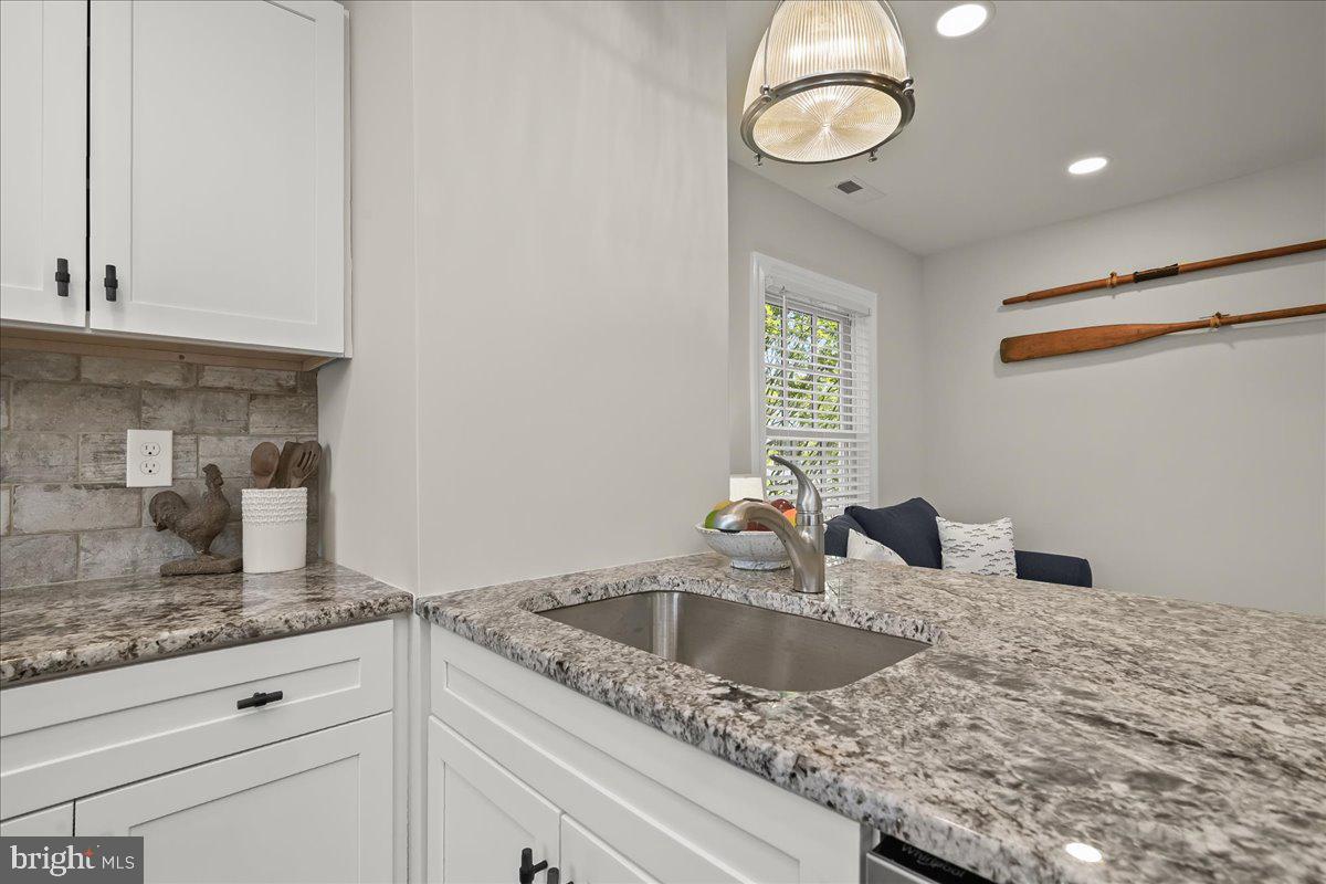 EASTON - Residential