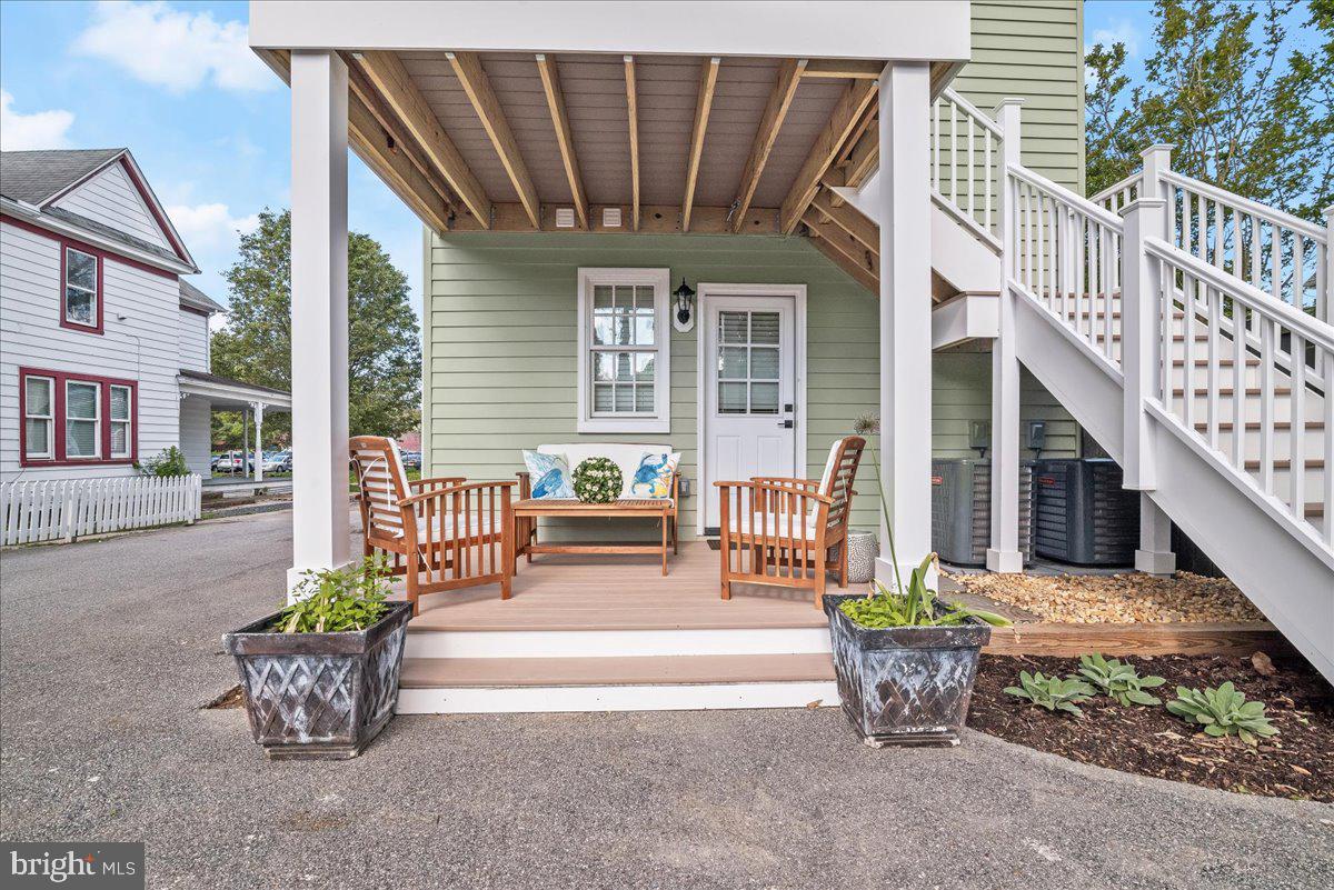 EASTON - Residential