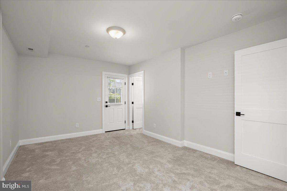 EASTON - Residential