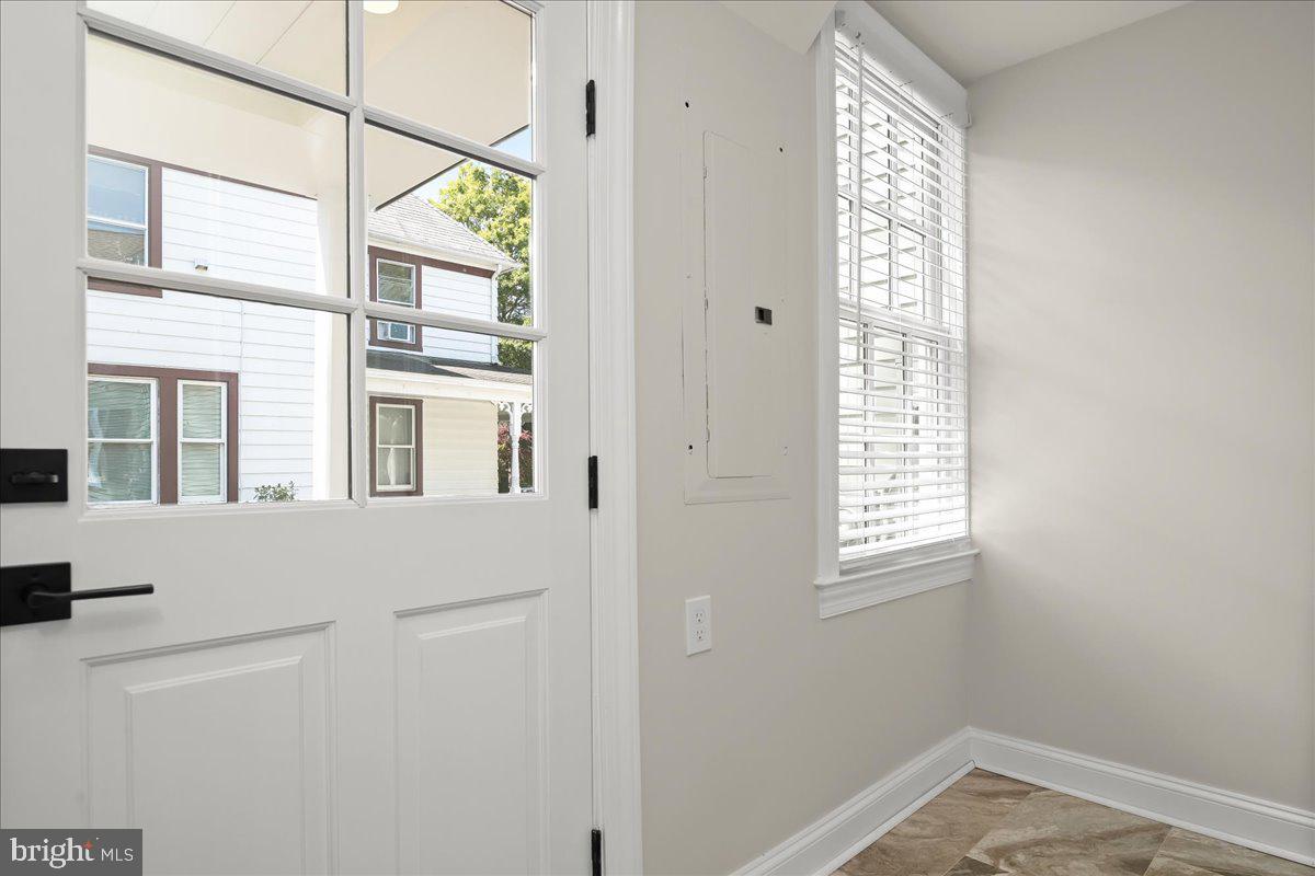 EASTON - Residential