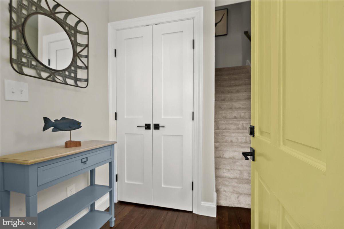 EASTON - Residential