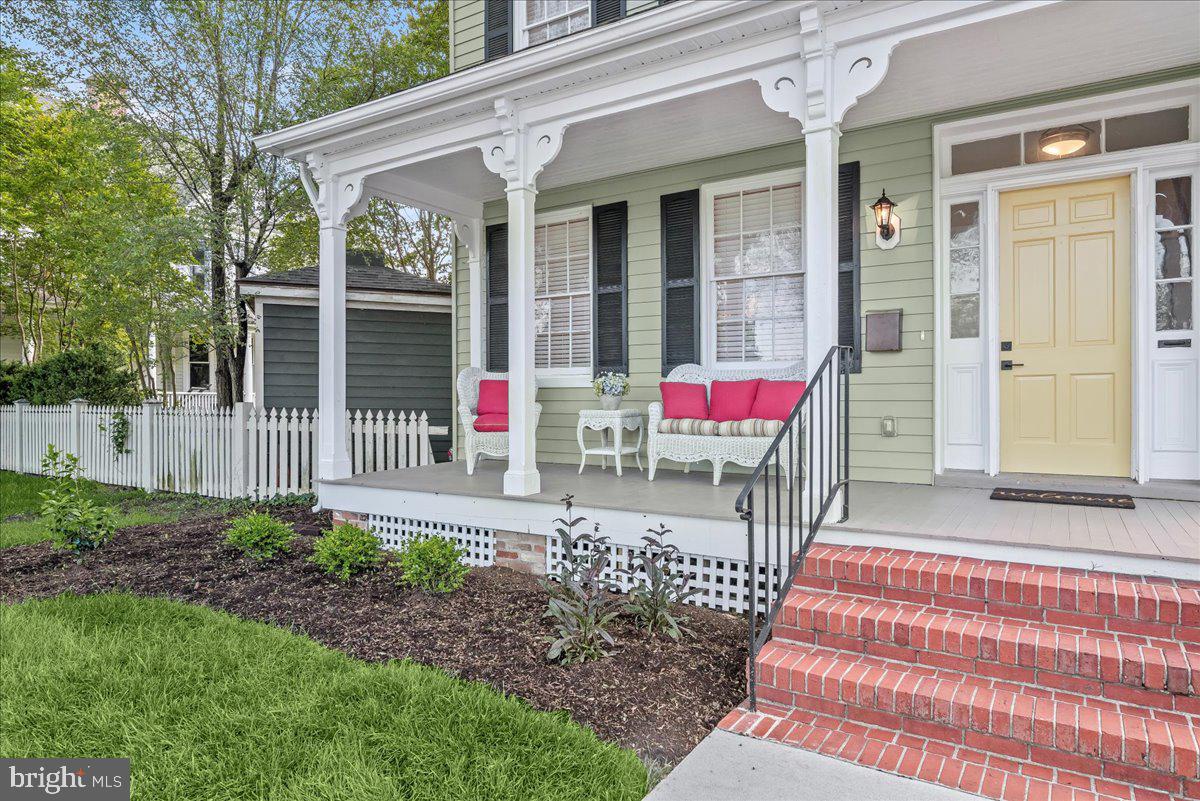 EASTON - Residential