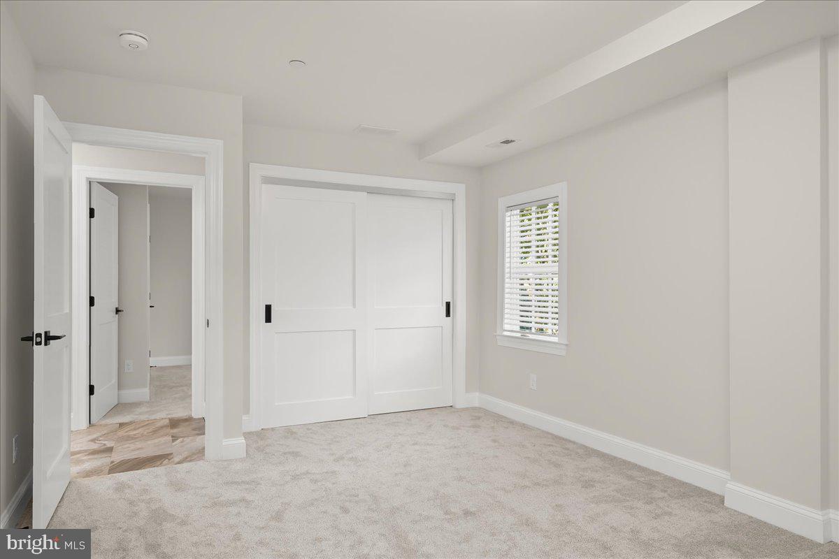 EASTON - Residential