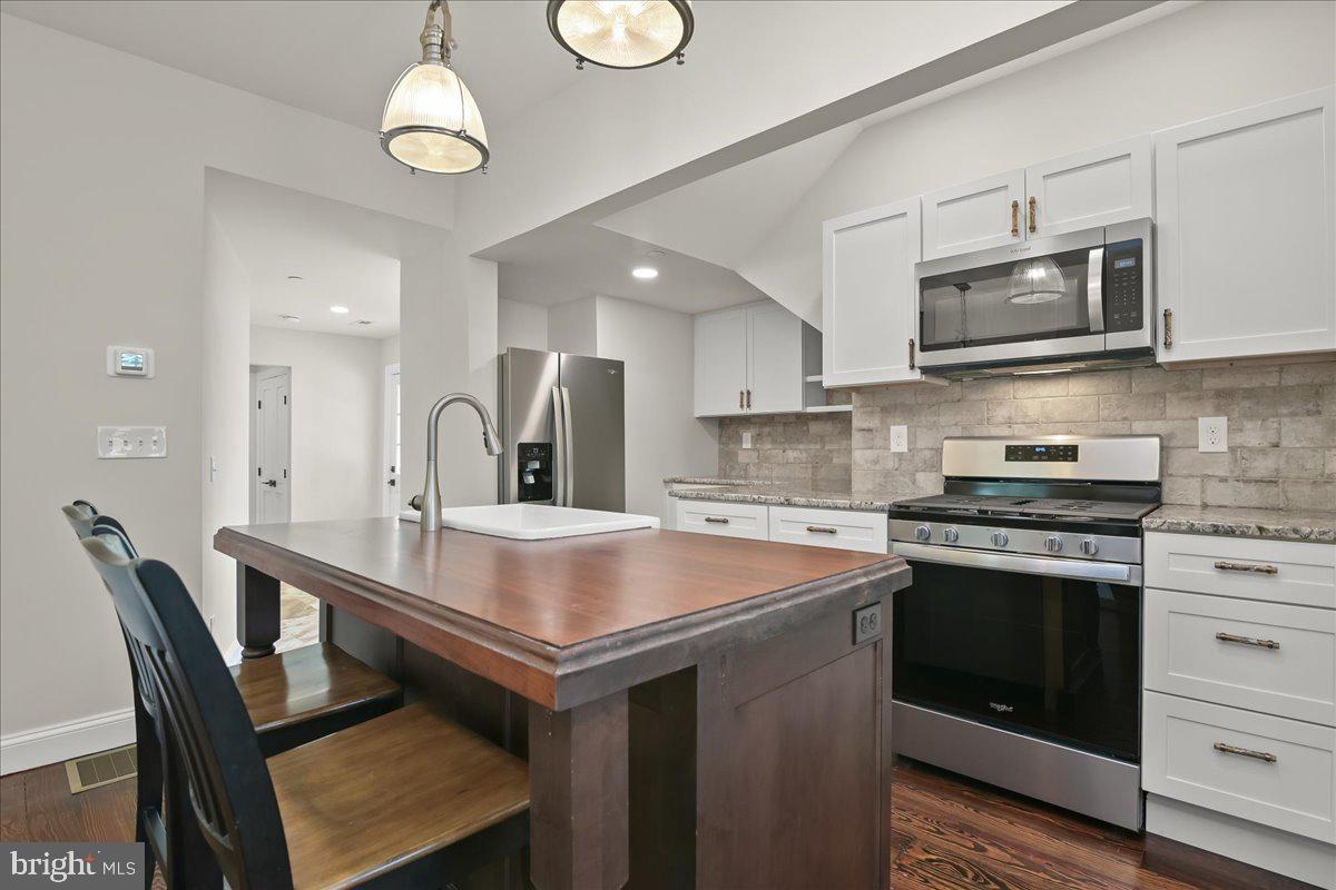 EASTON - Residential