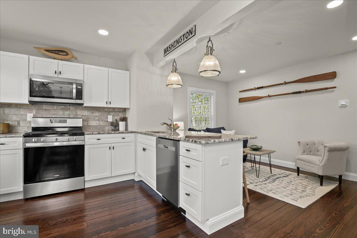 EASTON - Residential