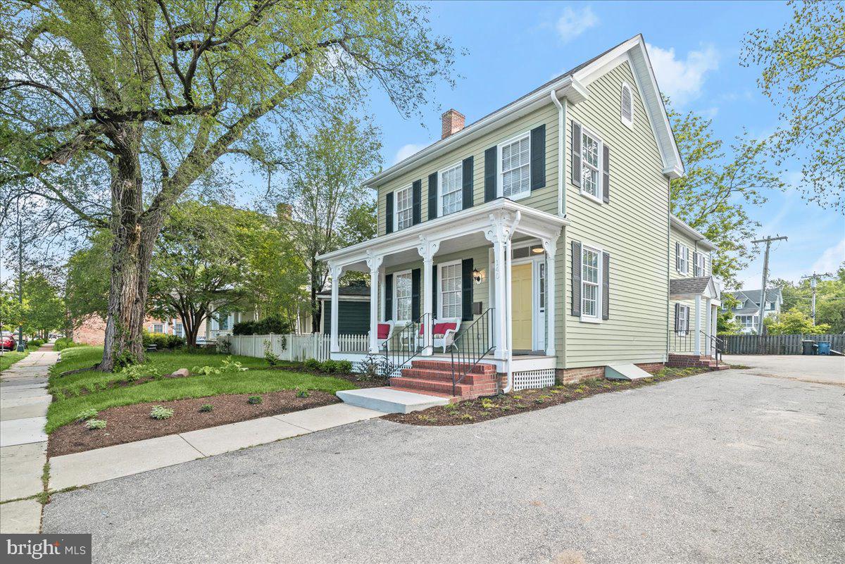 EASTON - Residential