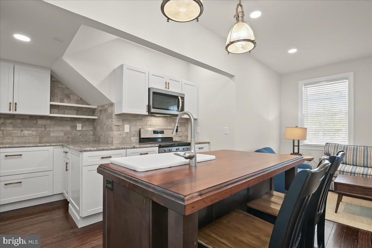 EASTON - Residential