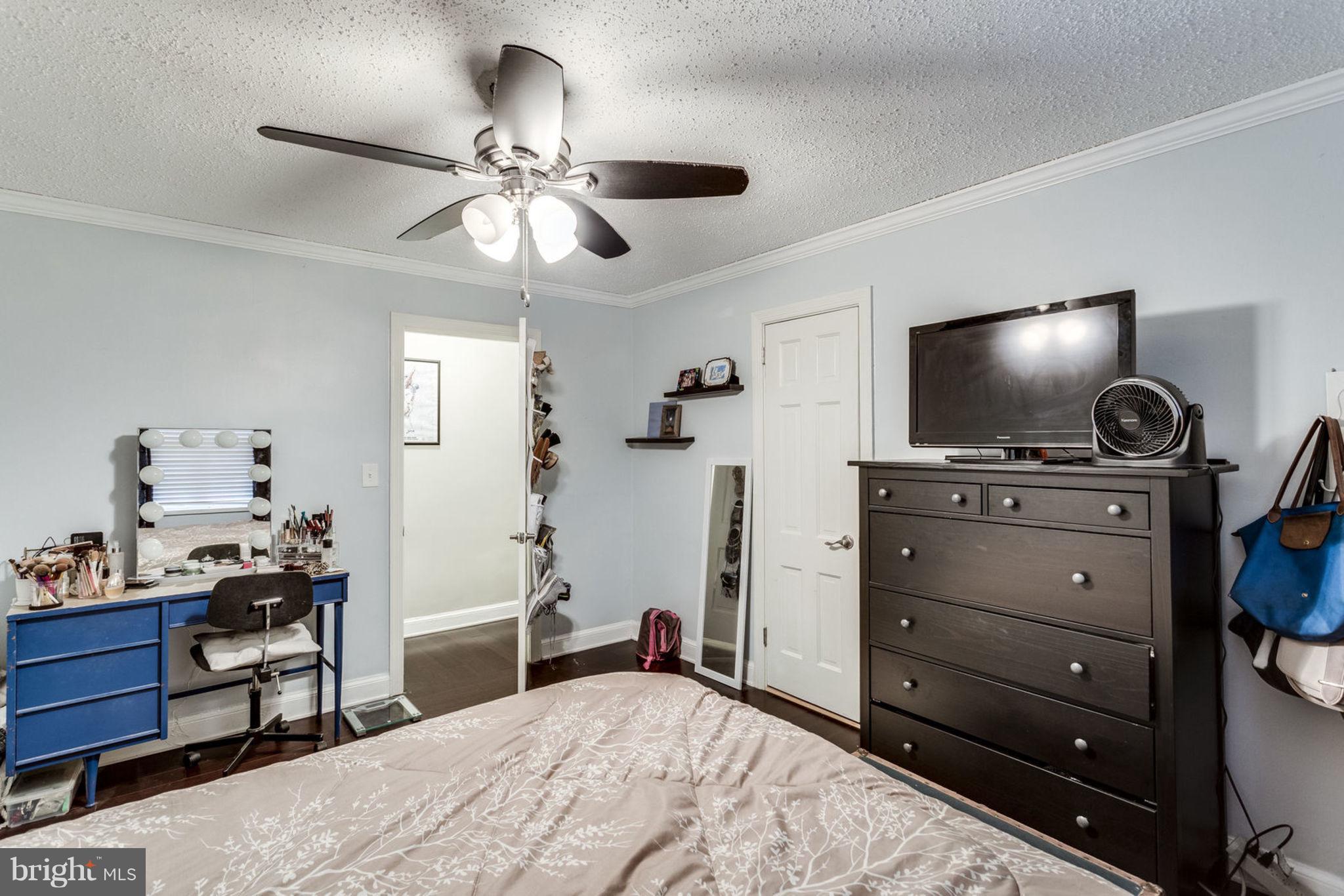 POTOWMACK CROSSING - Residential