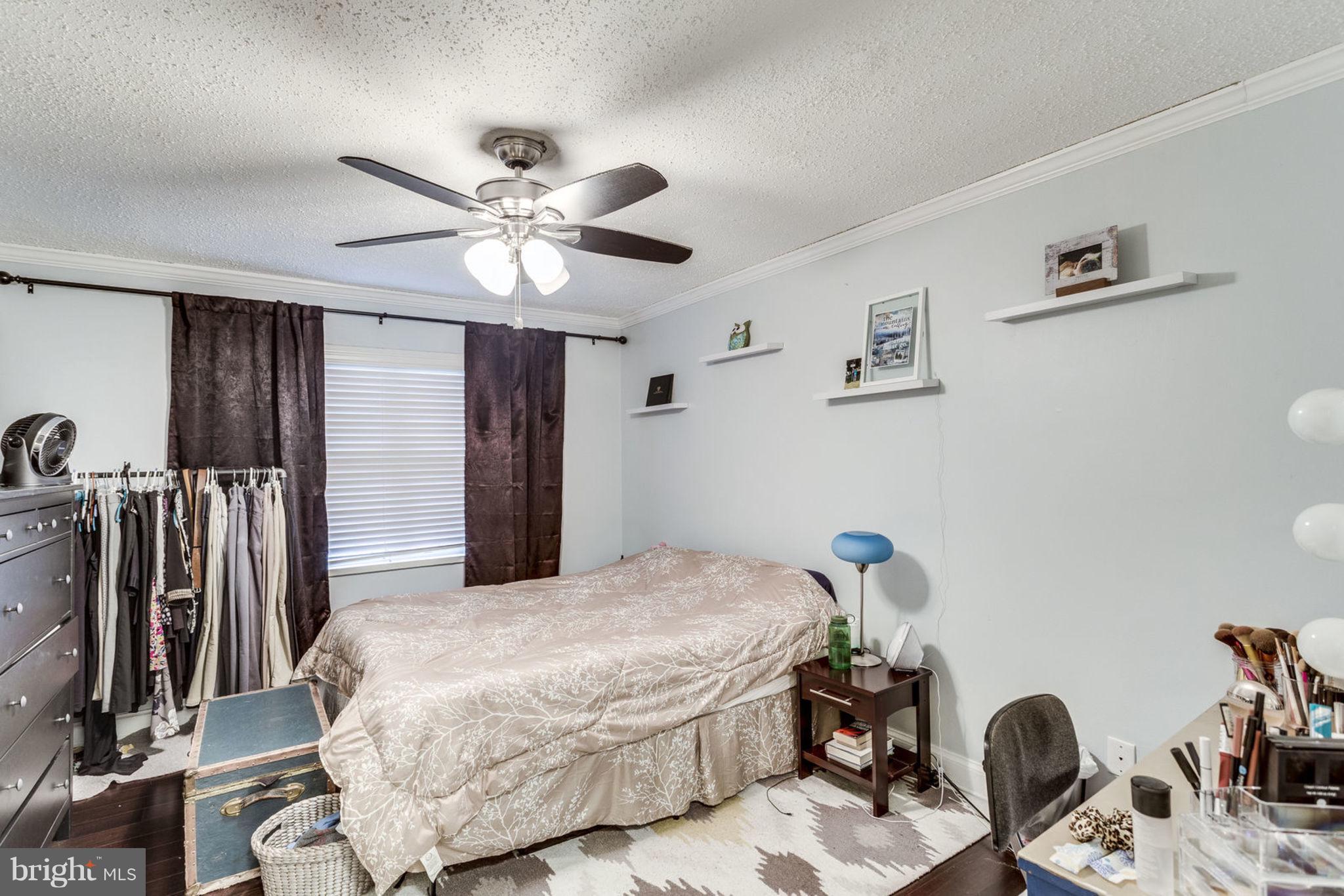 POTOWMACK CROSSING - Residential