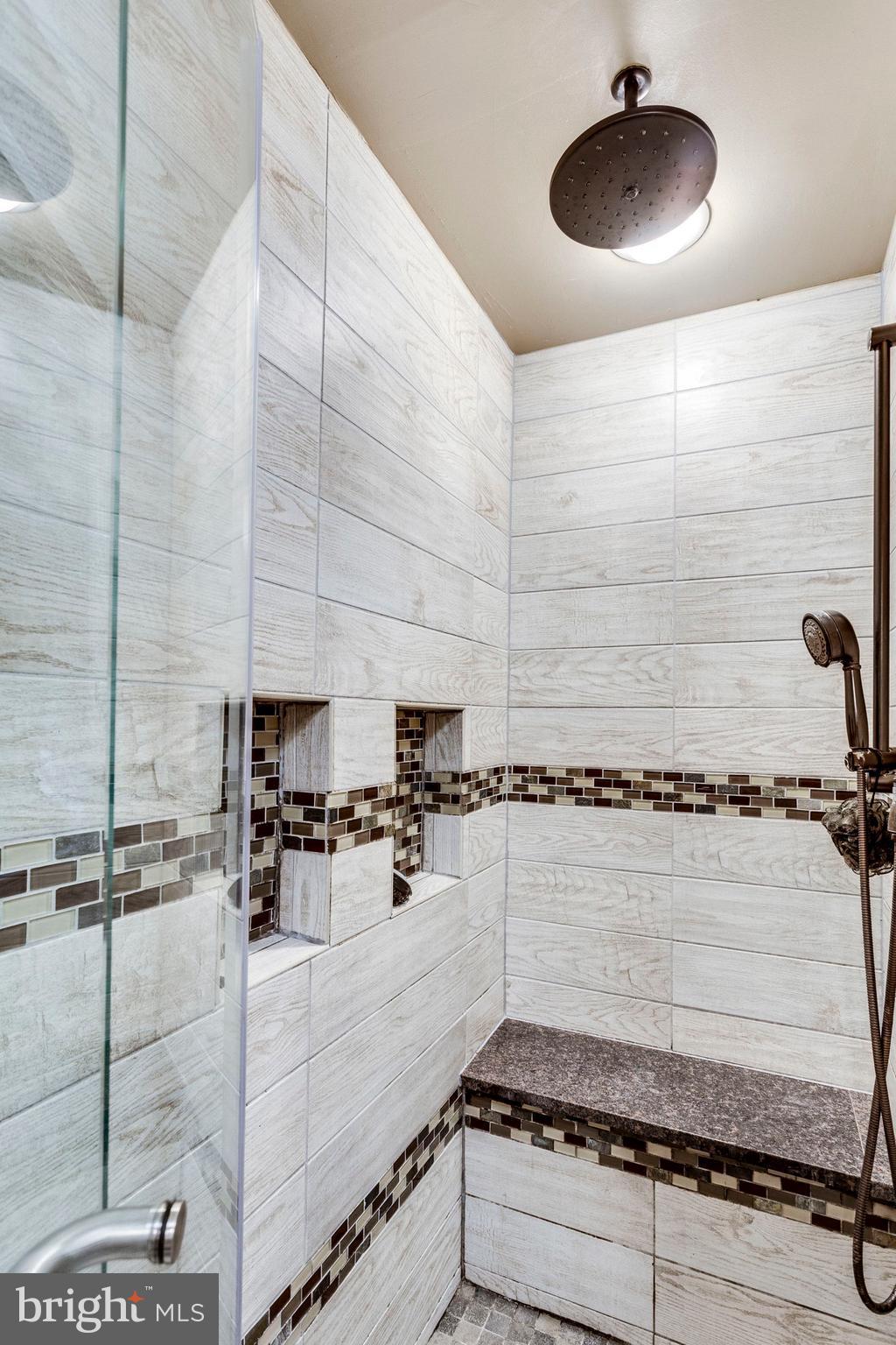 POTOWMACK CROSSING - Residential