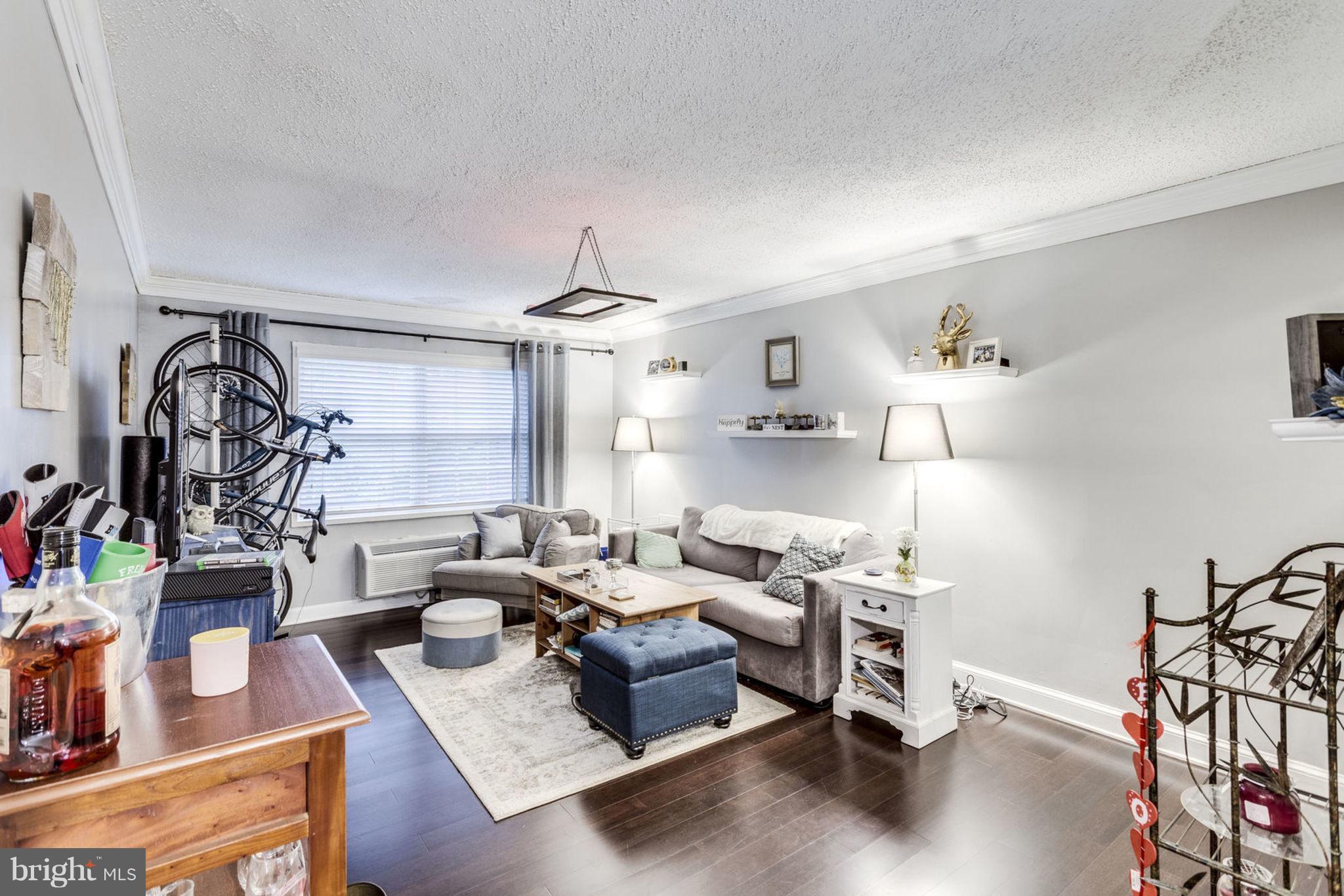 POTOWMACK CROSSING - Residential