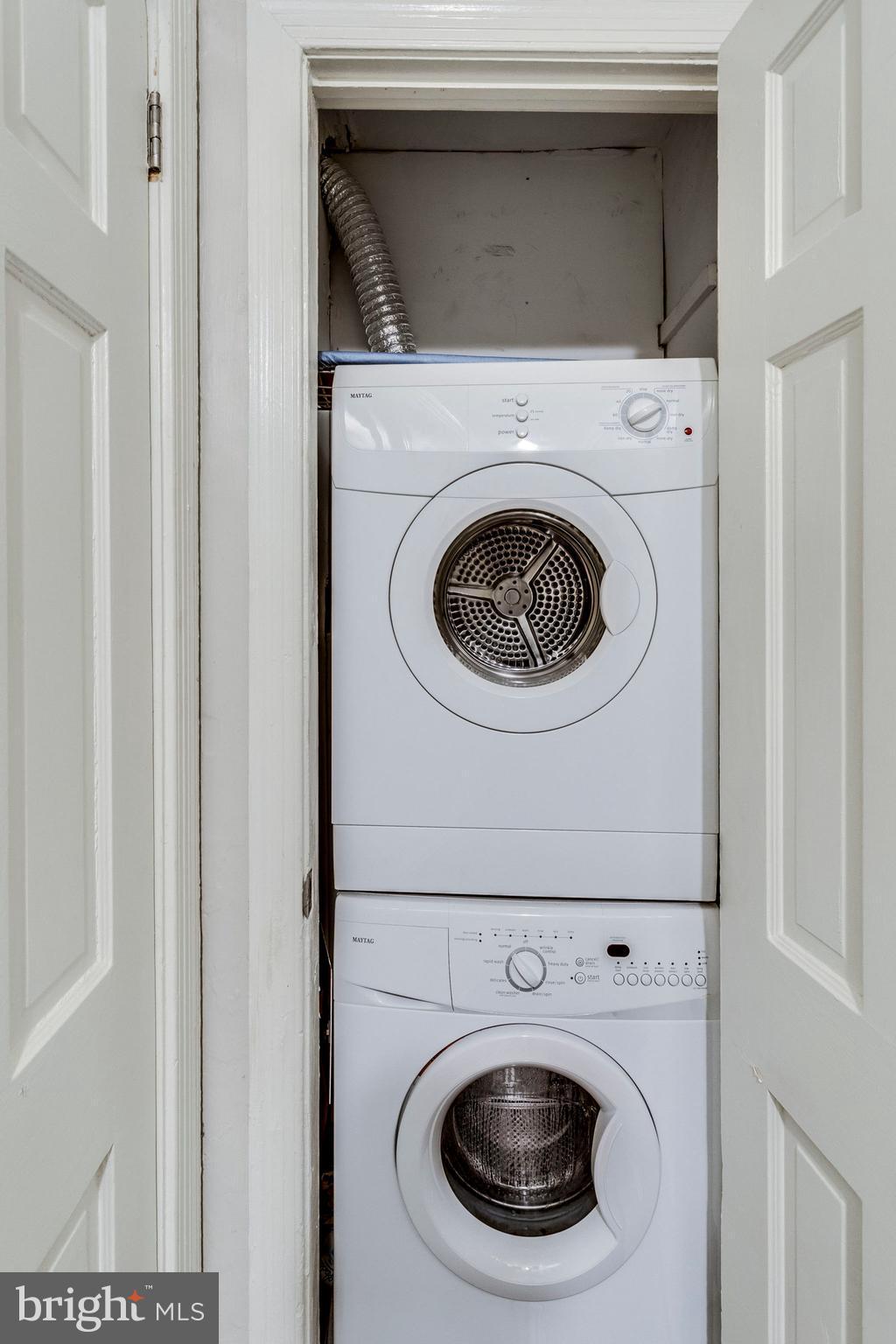 POTOWMACK CROSSING - Residential