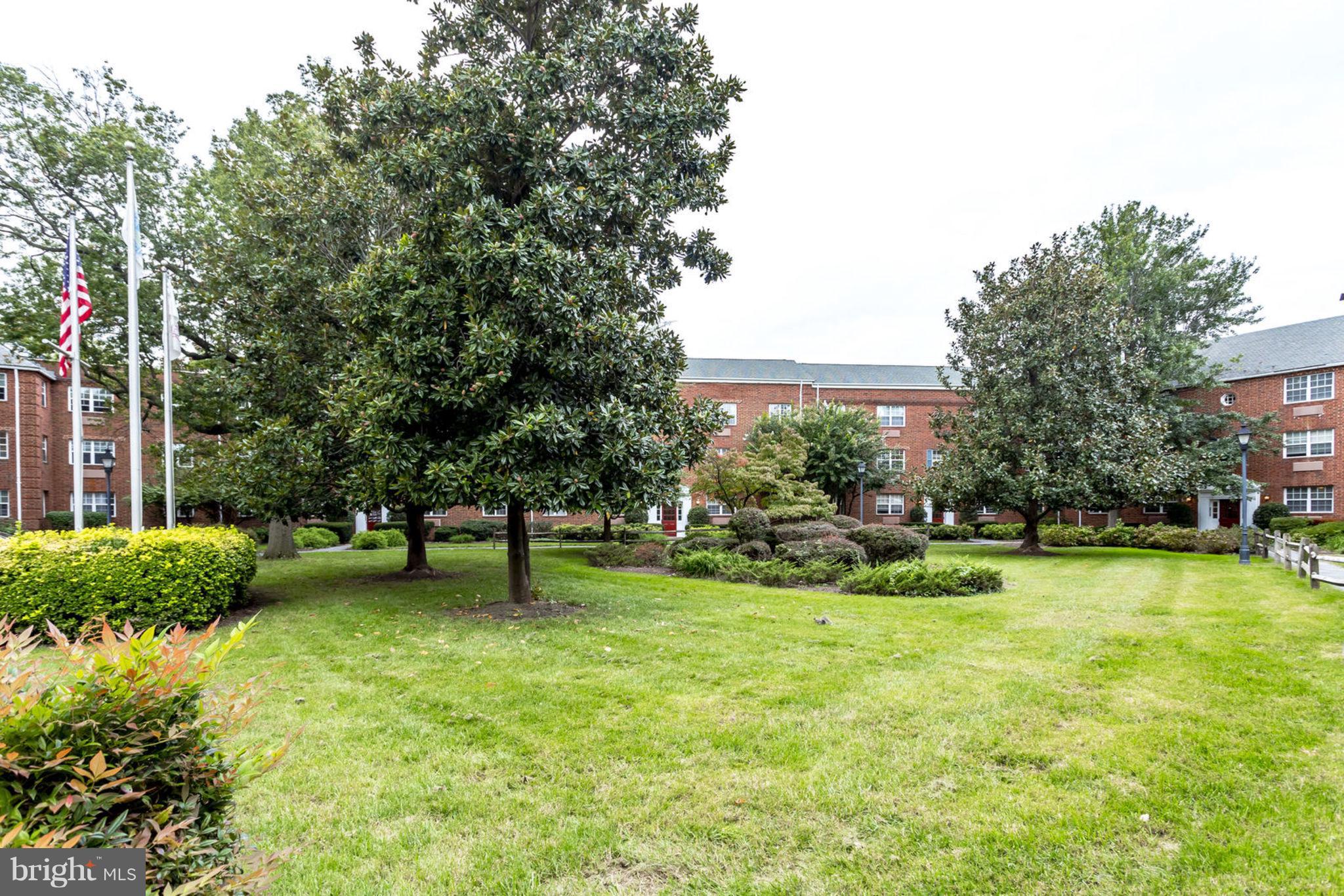 POTOWMACK CROSSING - Residential