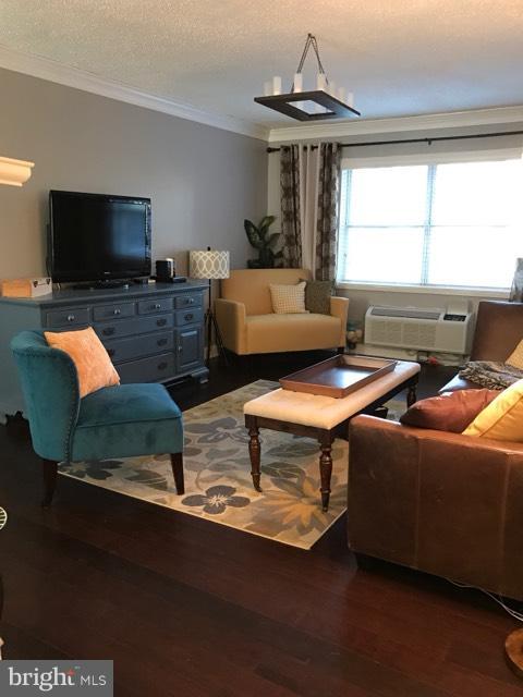 POTOWMACK CROSSING - Residential