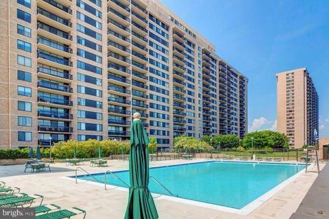 3709 S GEORGE MASON DRIVE 1605 FALLS CHURCH VA 22041