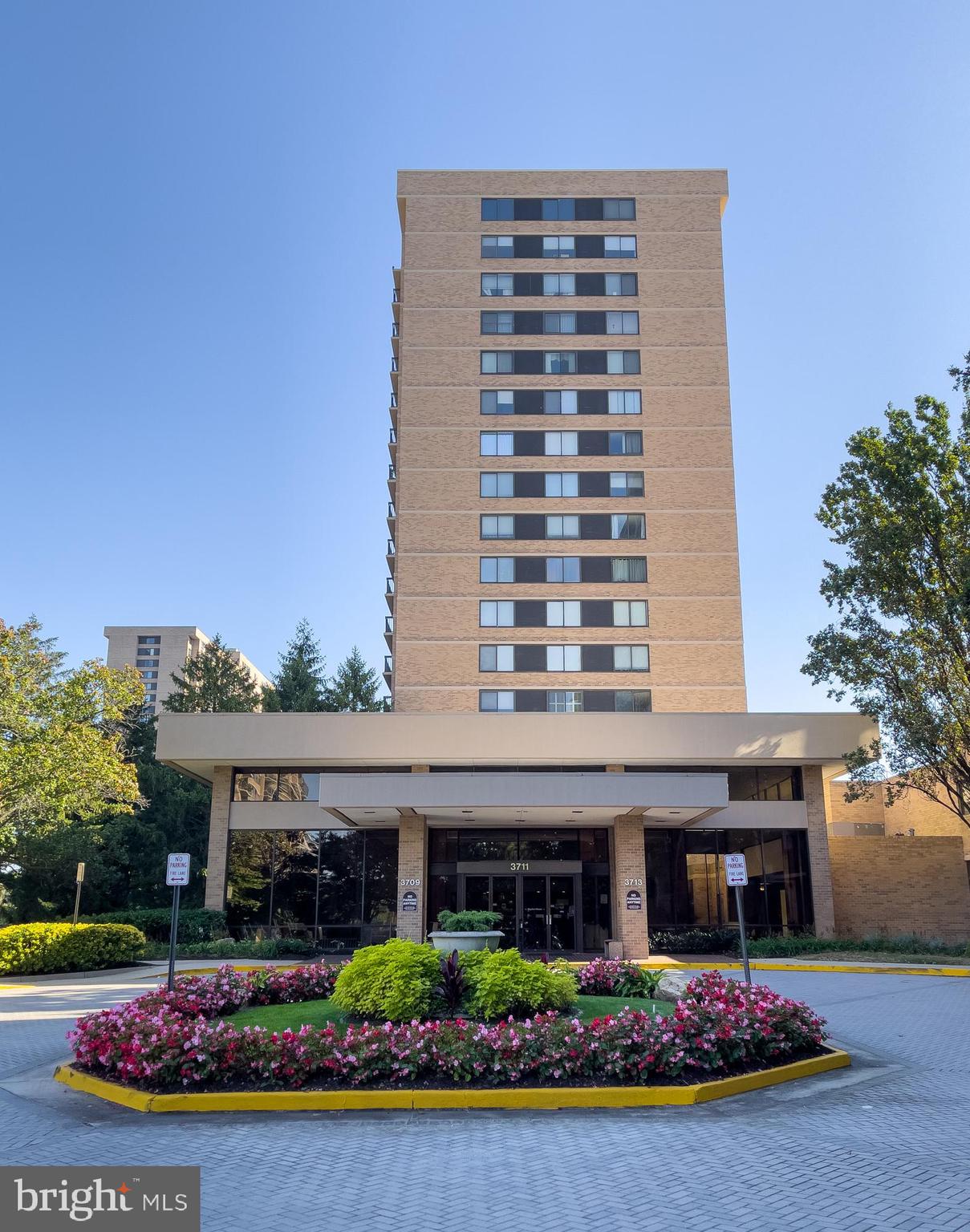 3709 S GEORGE MASON DRIVE 1605