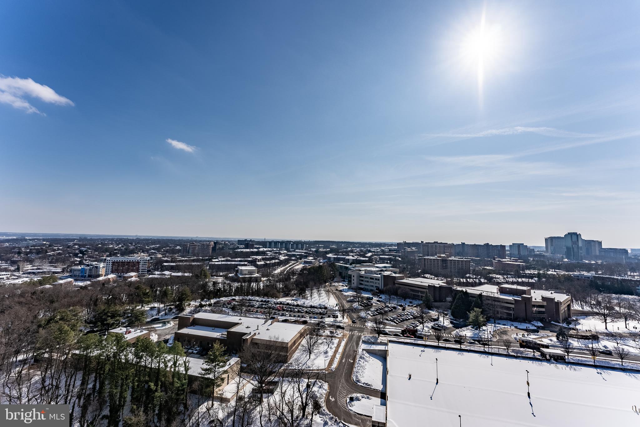 SKYLINE HOUSE - Residential