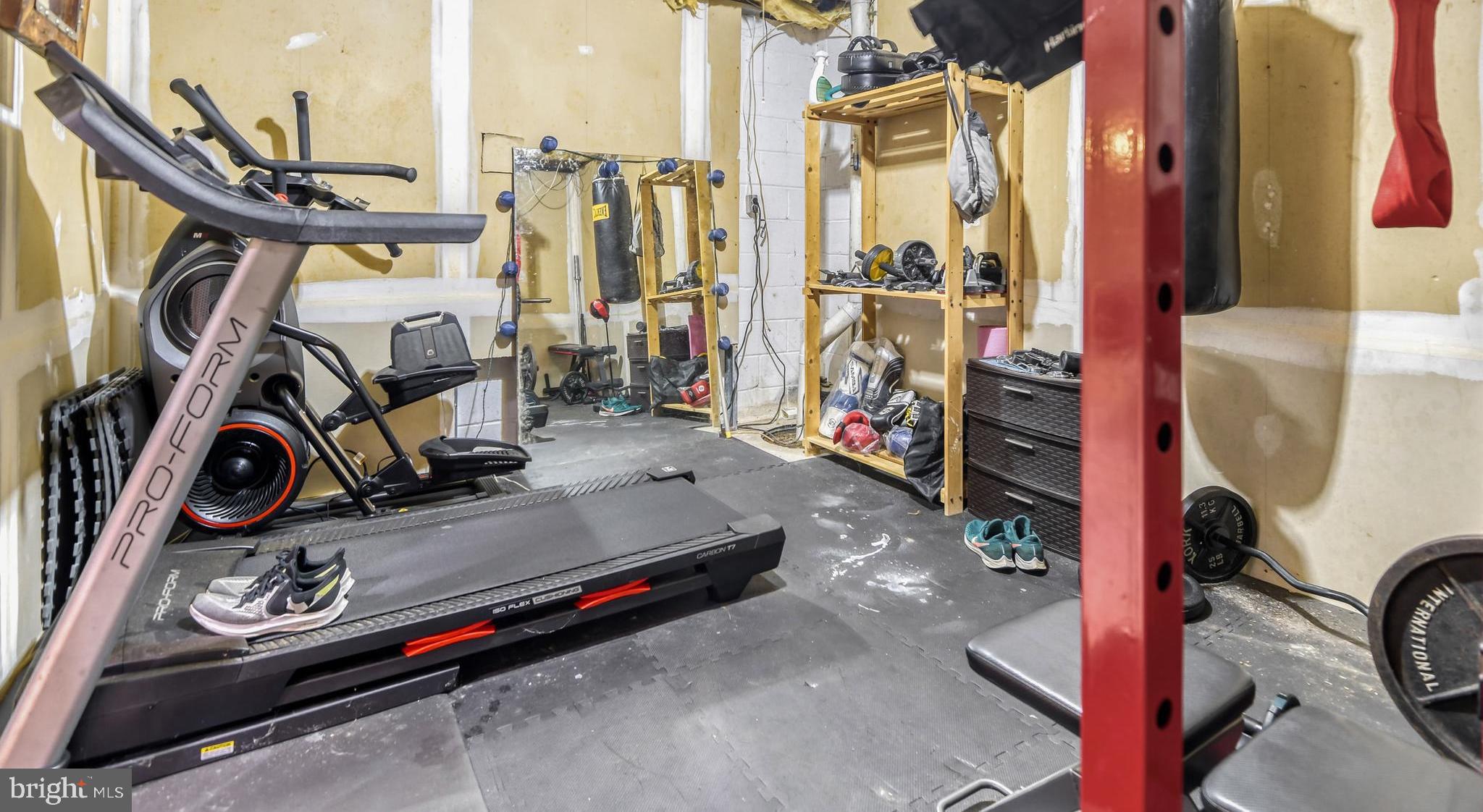 HUNTERS GLEN - Residential