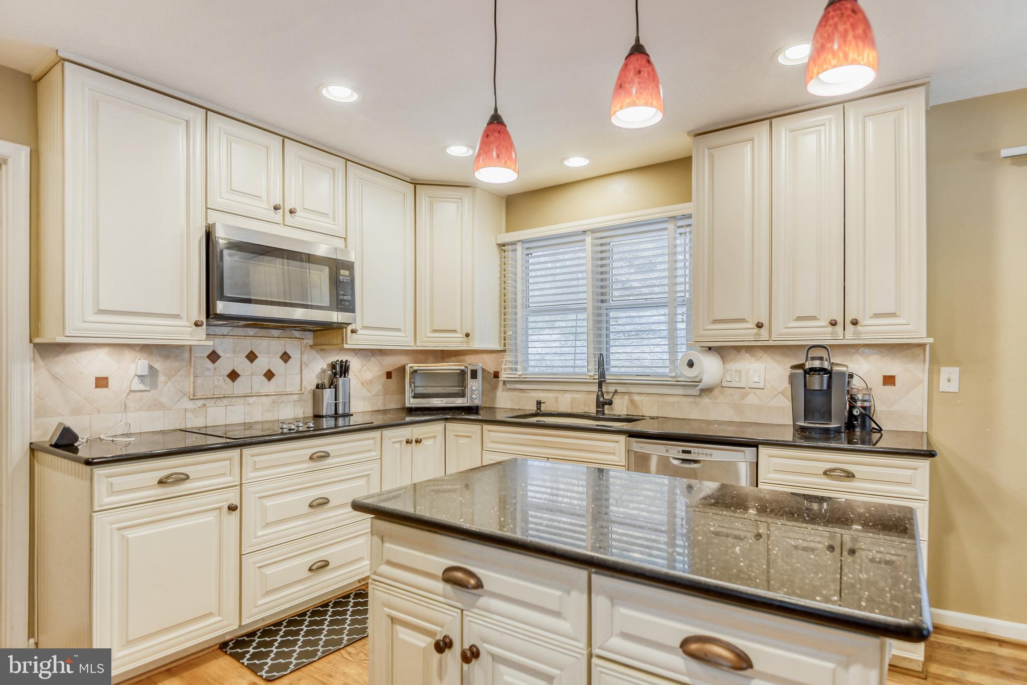 HUNTERS GLEN - Residential