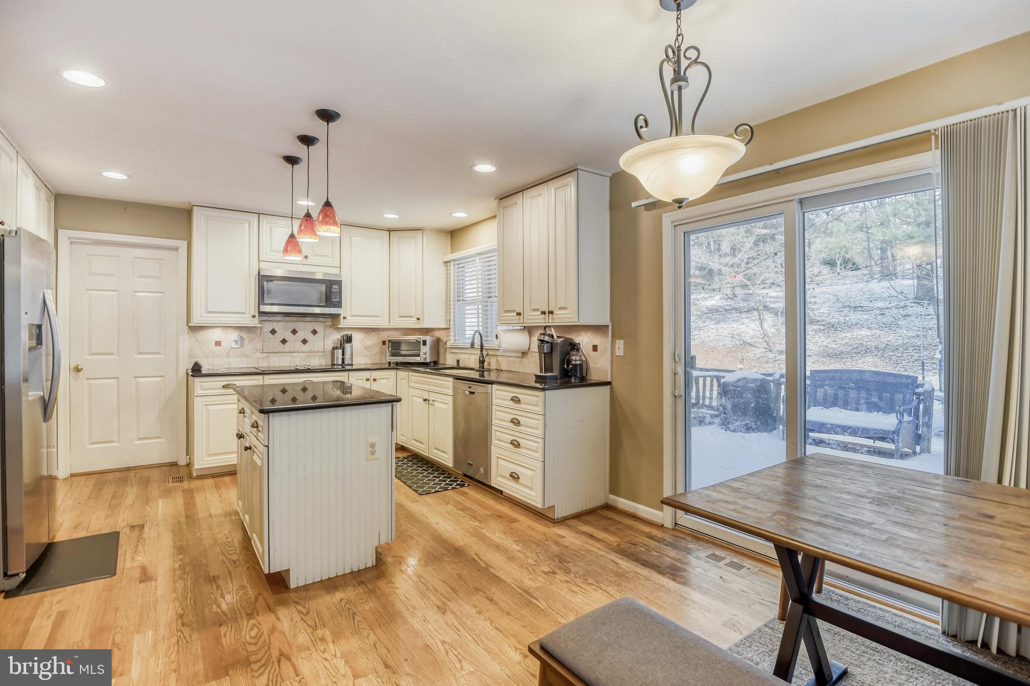 HUNTERS GLEN - Residential