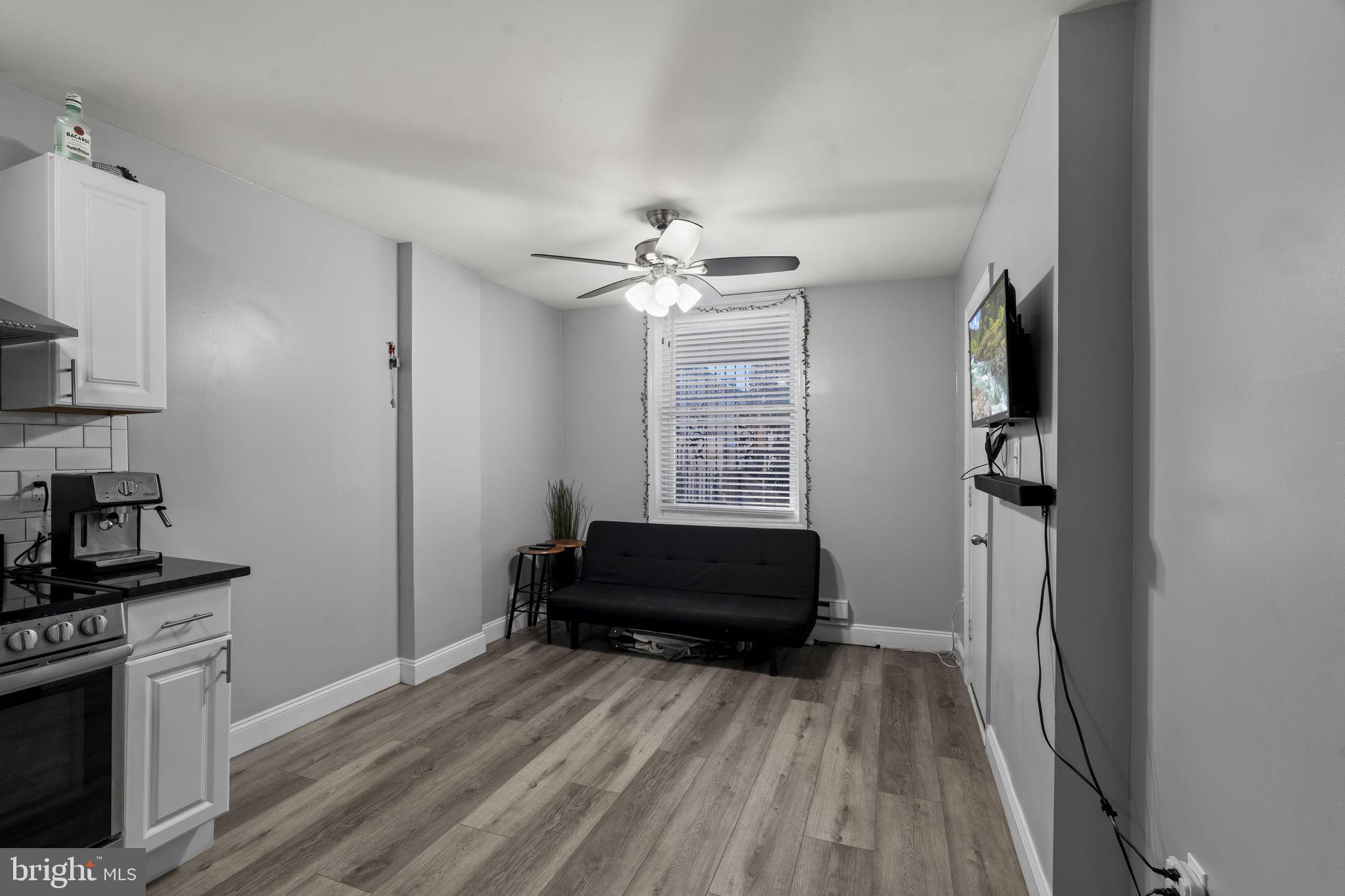 3207 N PHILIP STREET