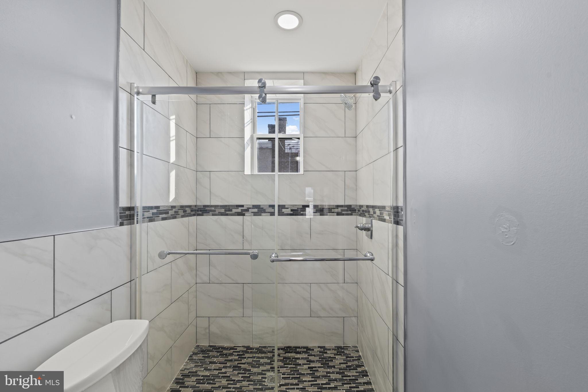 3207 N PHILIP STREET