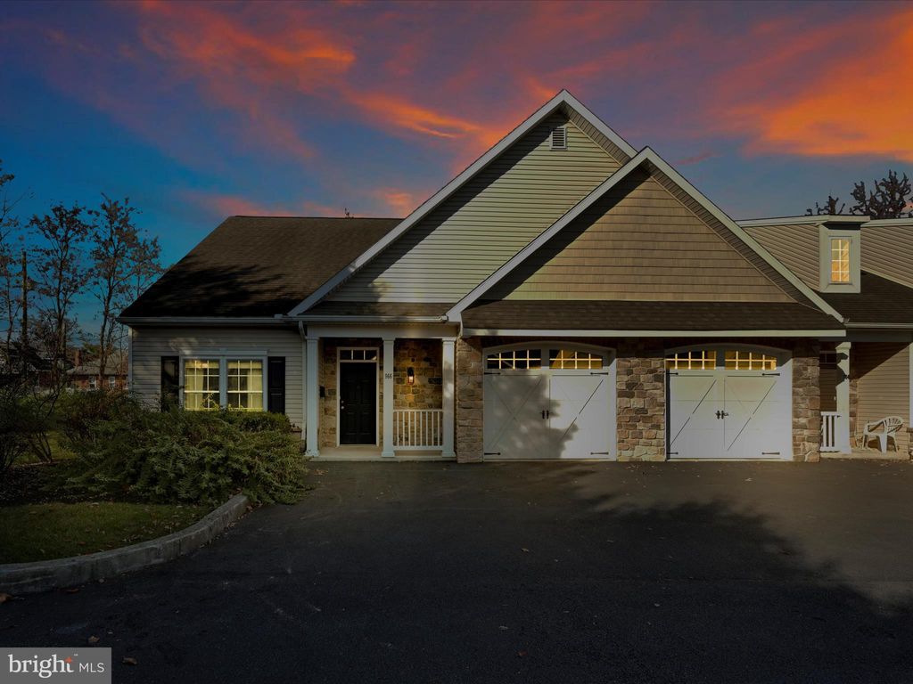 Photo of 966 Elm Avenue, Lancaster, PA 17603 (MLS # PALA2043736)