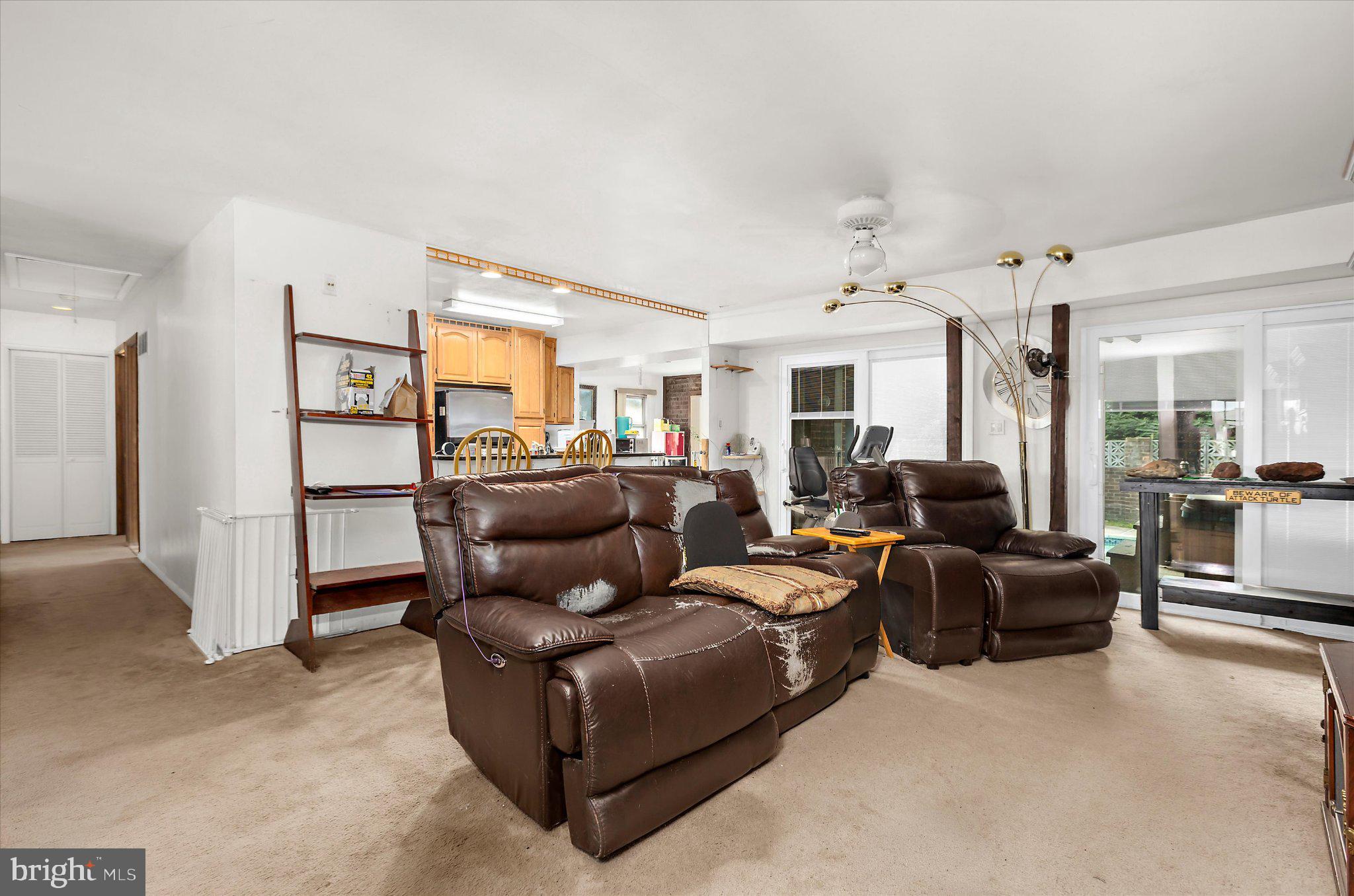 549 KENORA DRIVE
