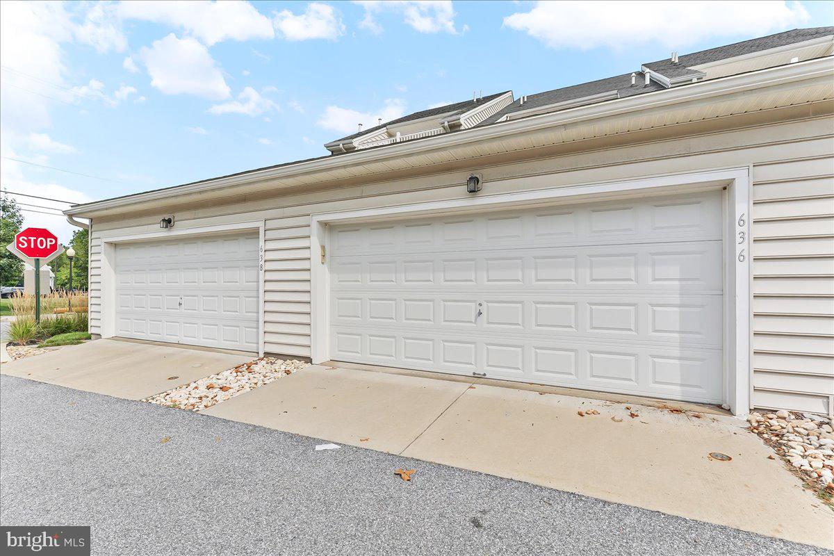 MAGNOLIA PLACE - Residential