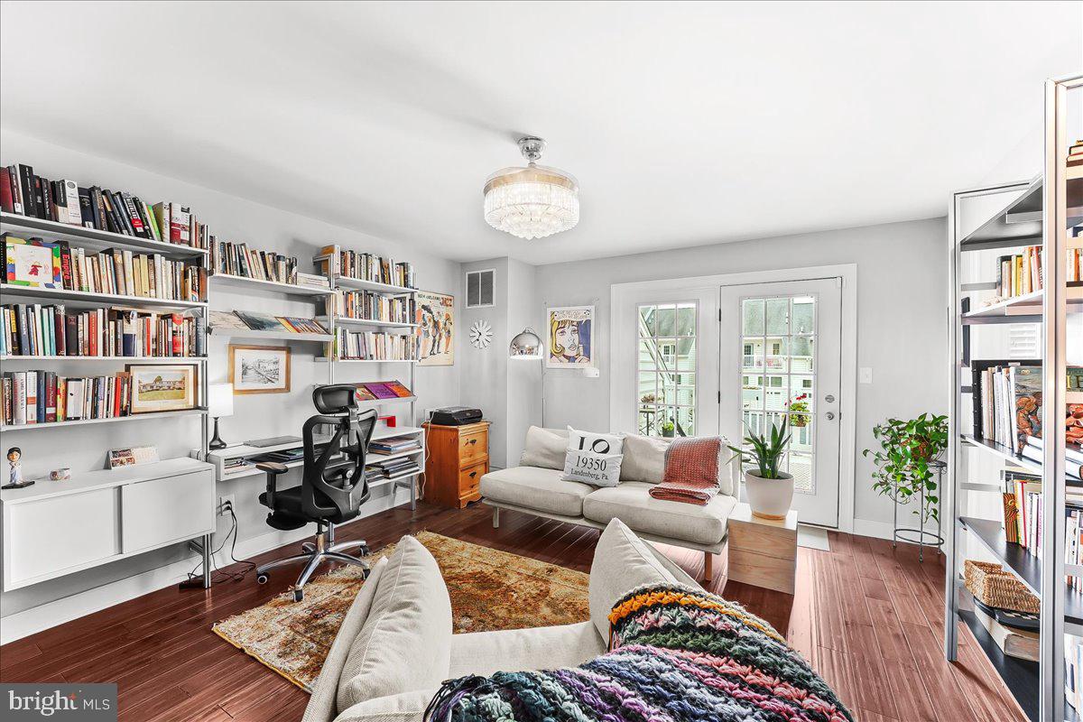 MAGNOLIA PLACE - Residential