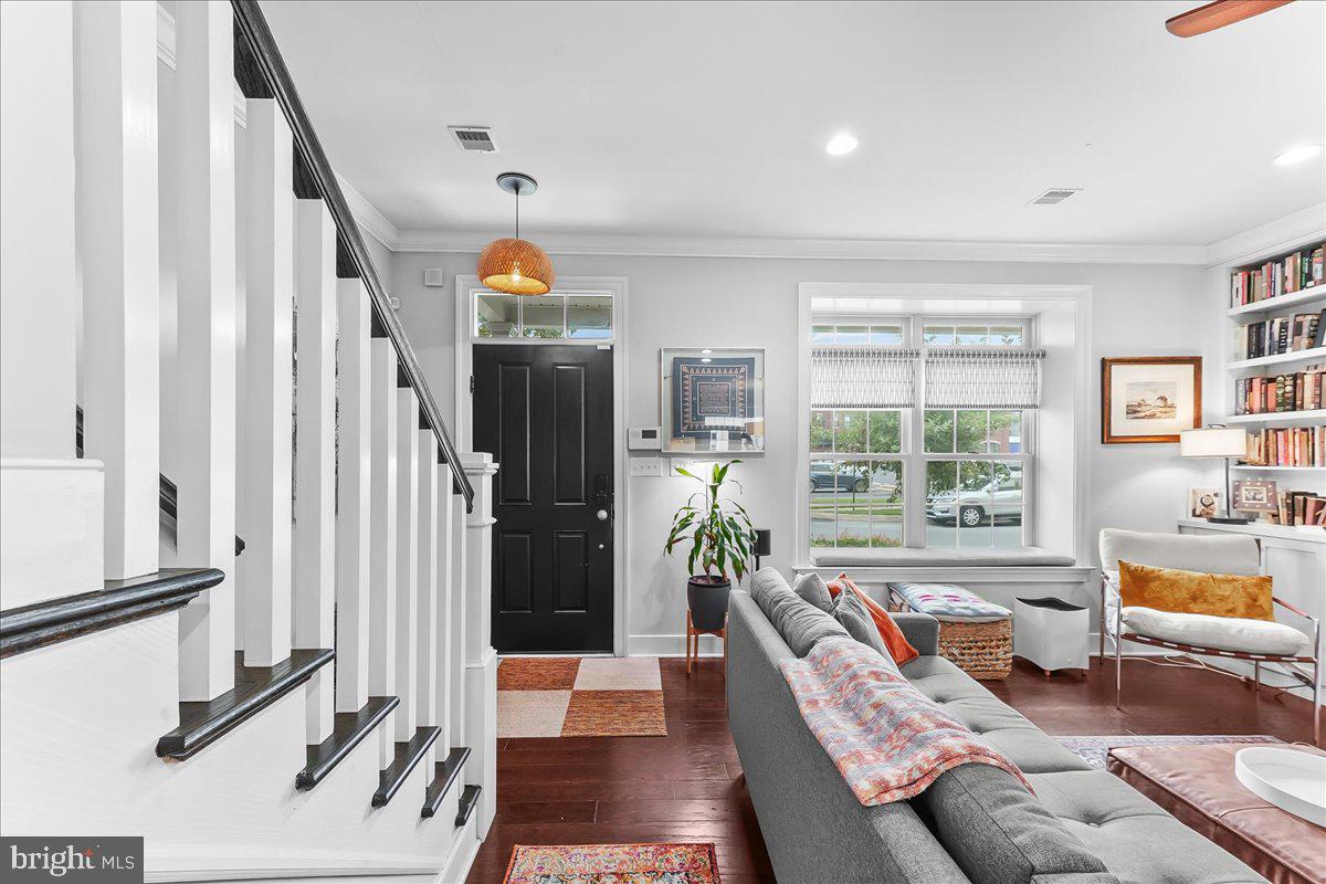 MAGNOLIA PLACE - Residential