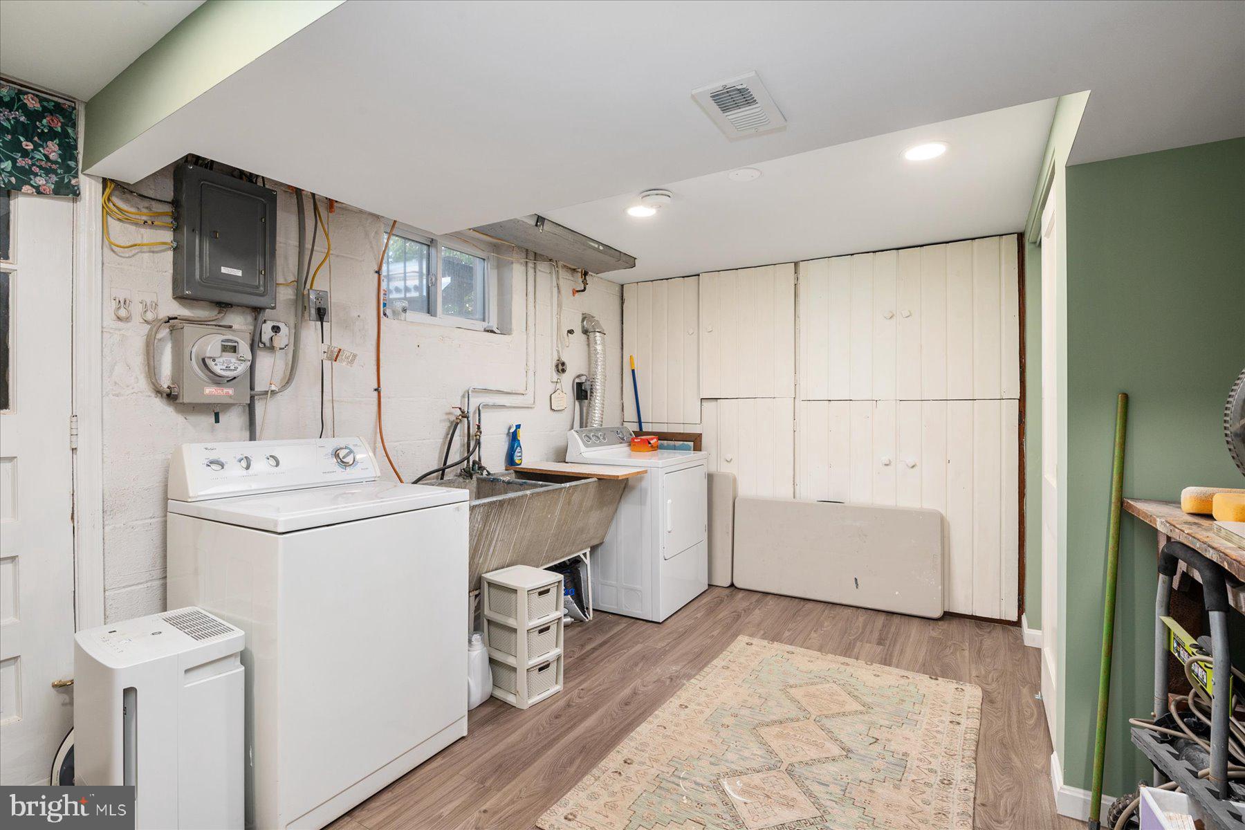 ACADEMY HEIGHTS - Residential