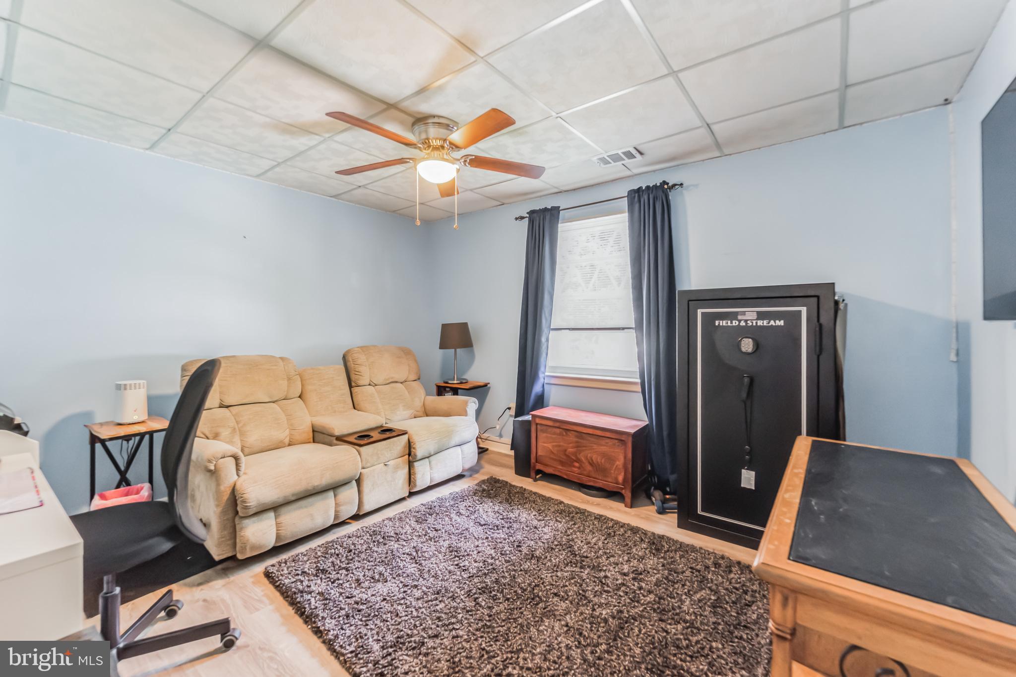 VILLAGE OF HICKORY HOLLOW - Residential