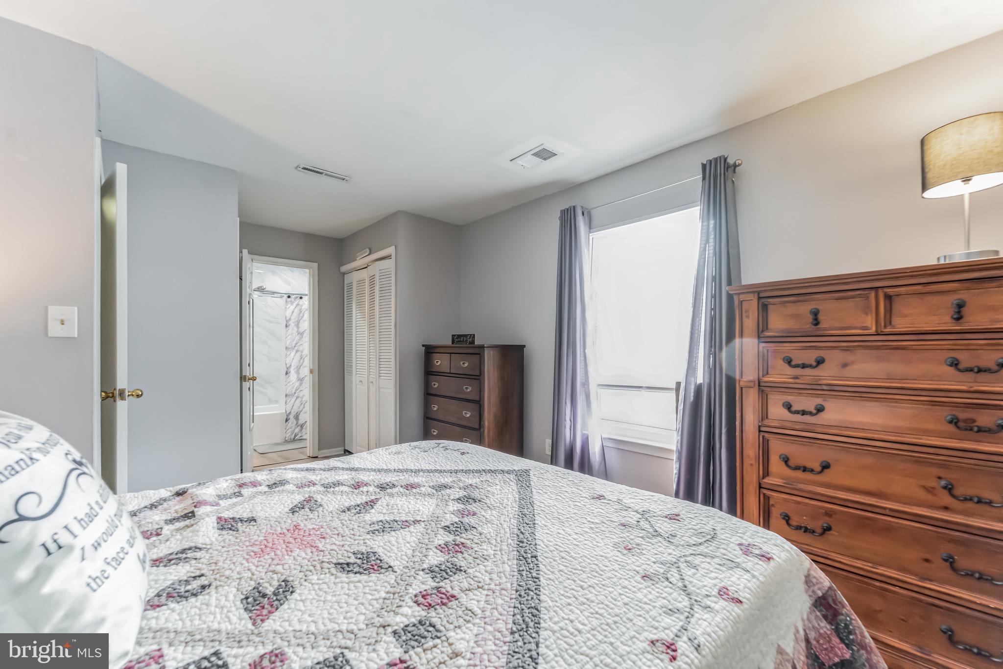 VILLAGE OF HICKORY HOLLOW - Residential