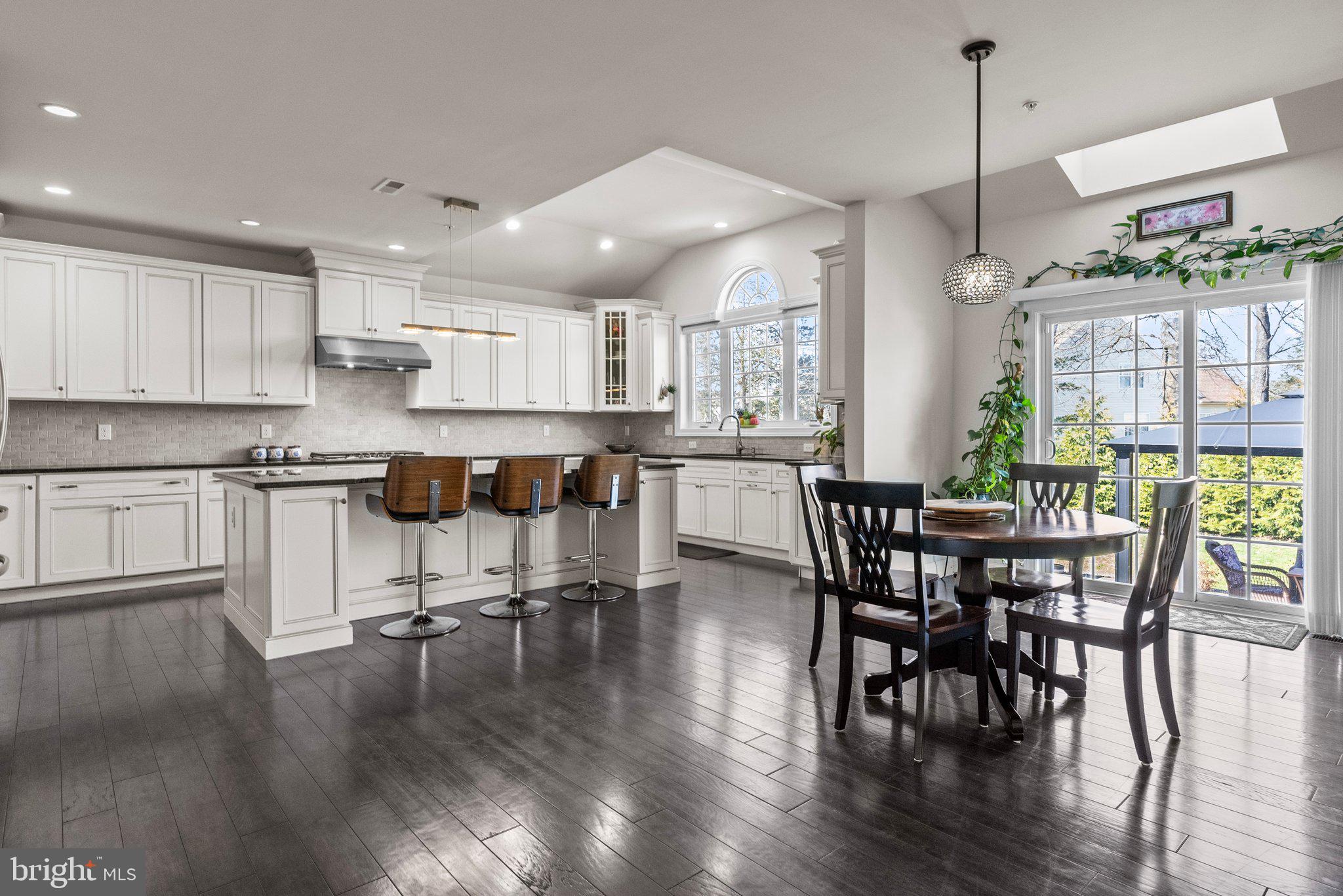 WARRINGTON GLEN - Residential