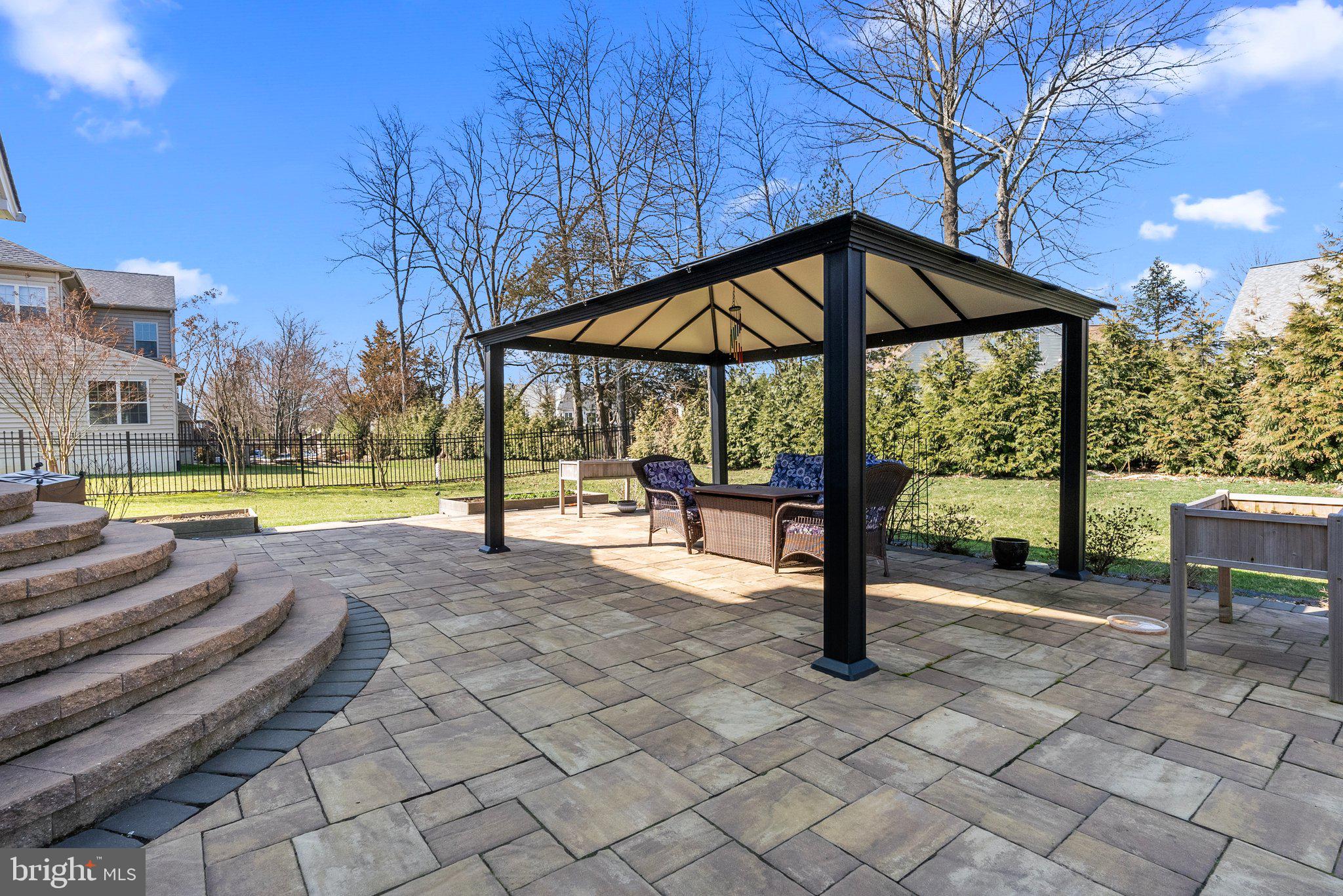 WARRINGTON GLEN - Residential