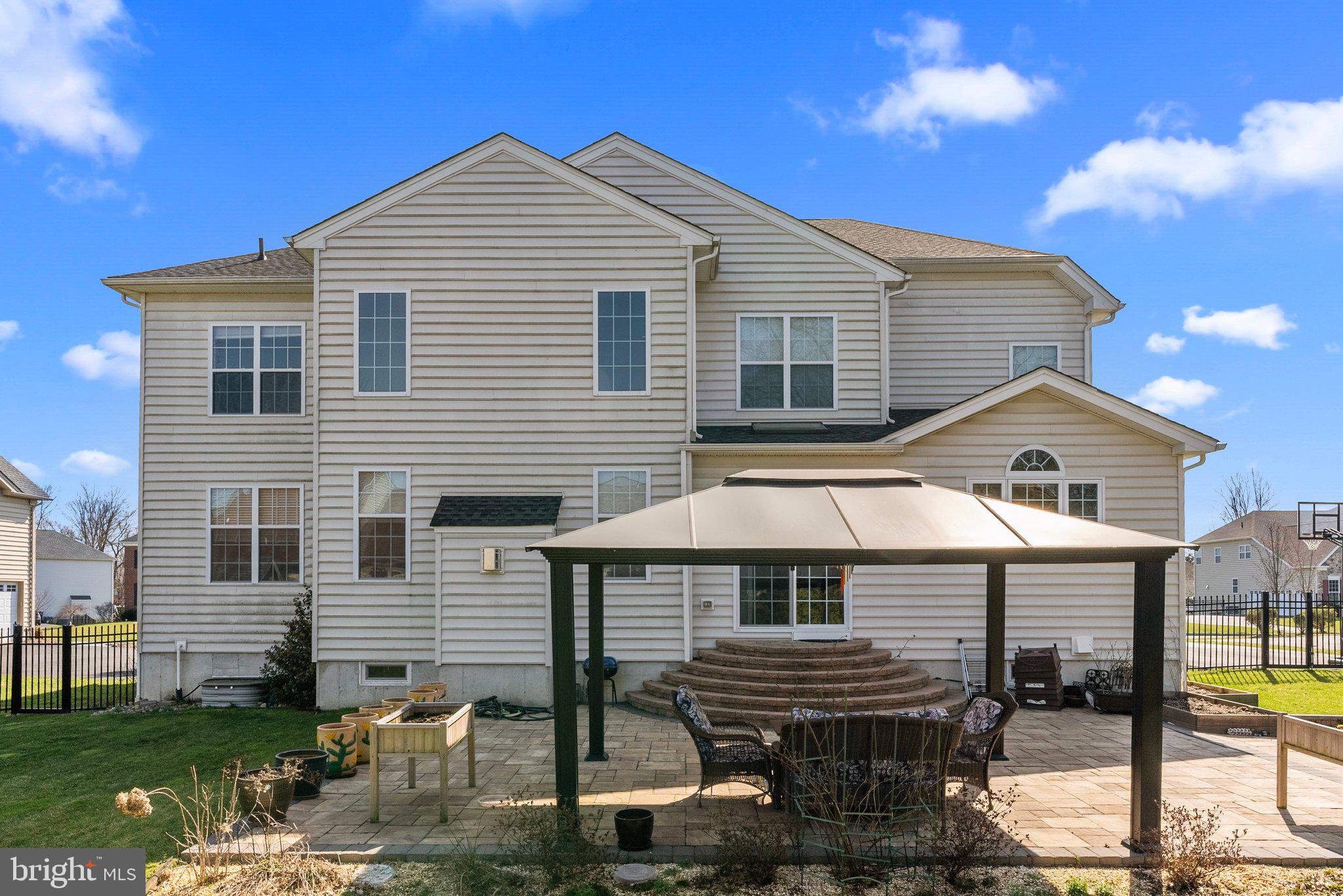 WARRINGTON GLEN - Residential