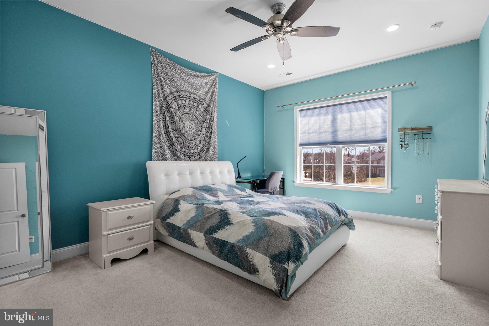 WARRINGTON GLEN - Residential