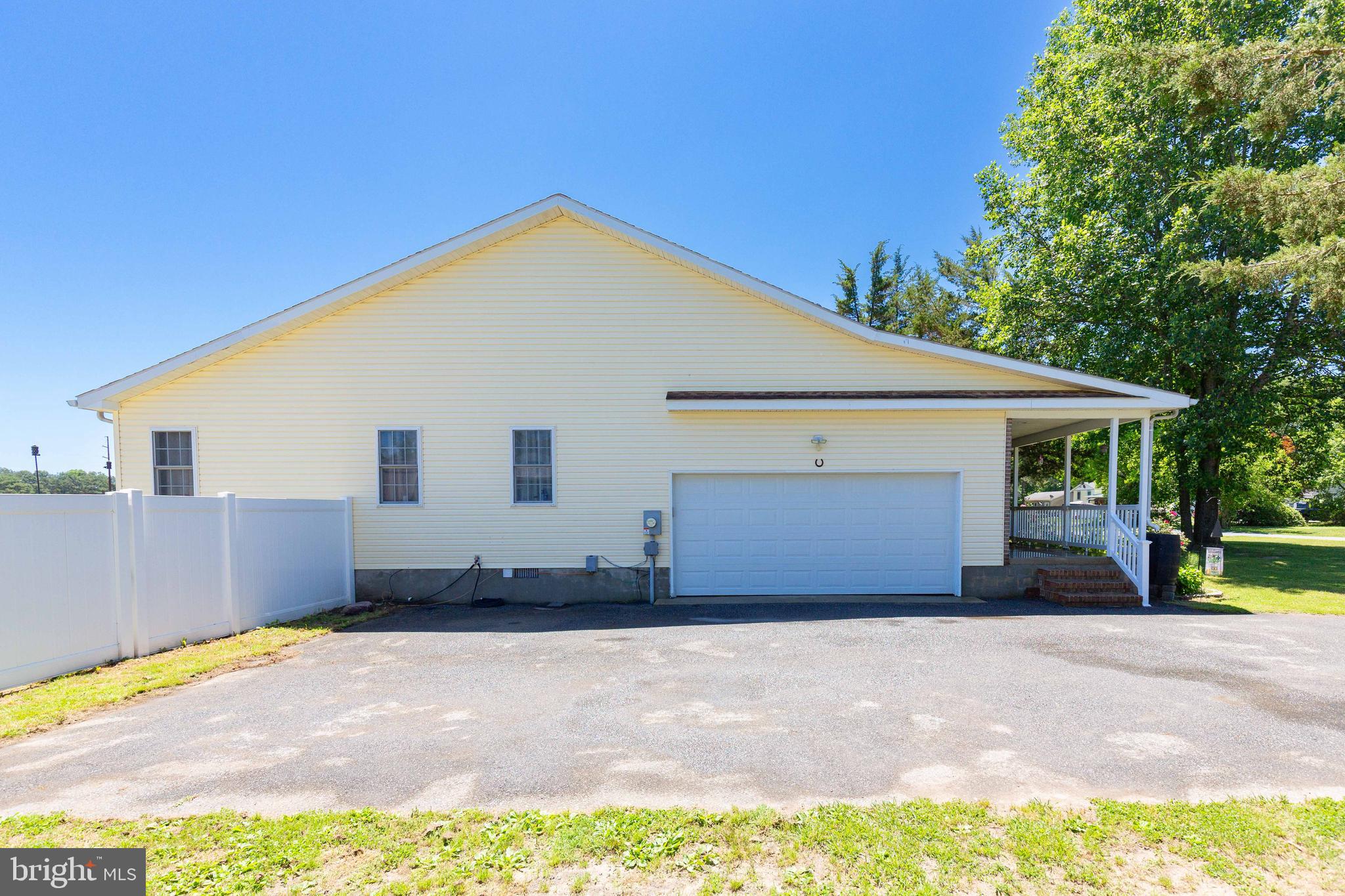 19489 SHADY REST LANE