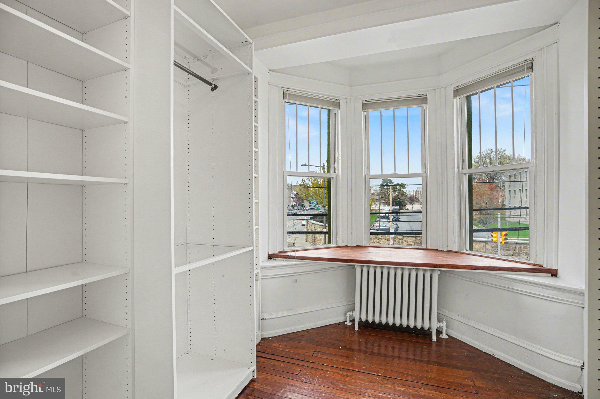 FAIRMOUNT - Residential