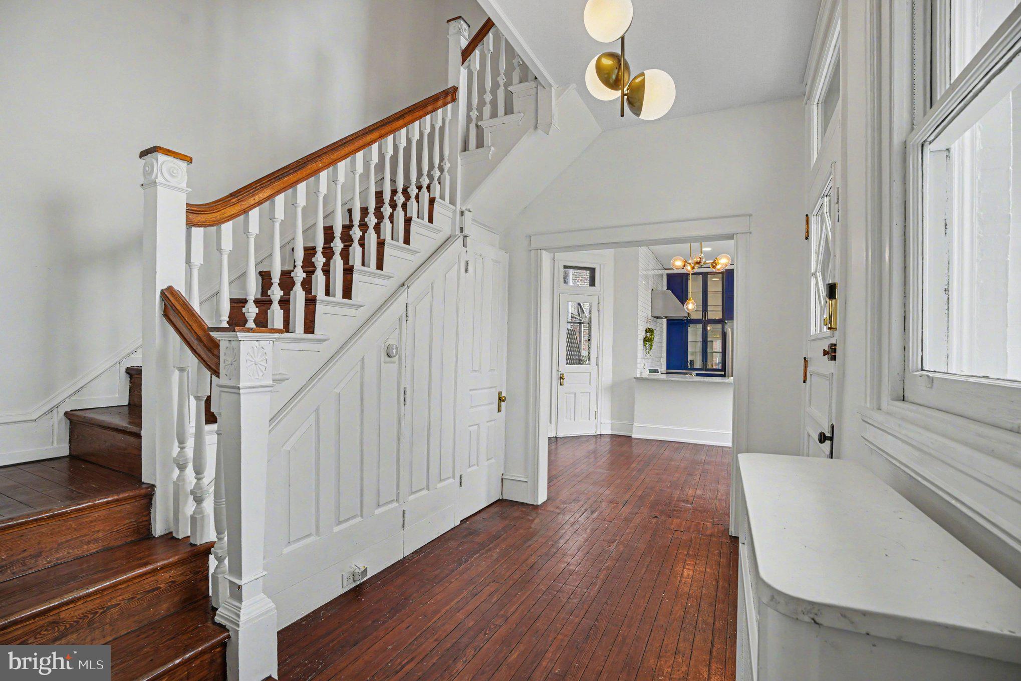 FAIRMOUNT - Residential