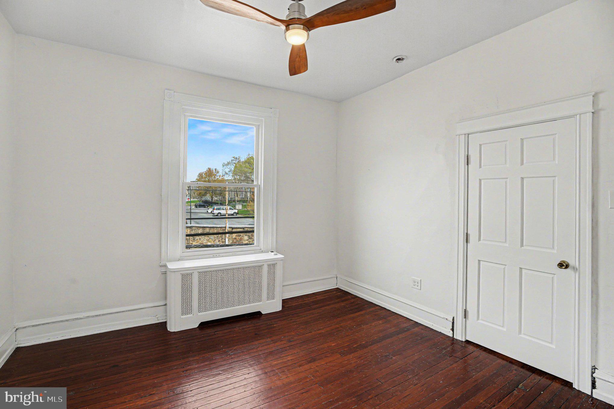 FAIRMOUNT - Residential