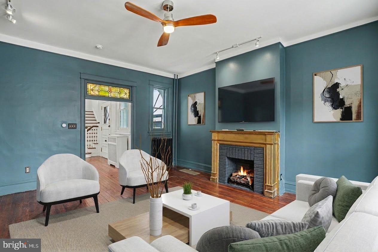 FAIRMOUNT - Residential