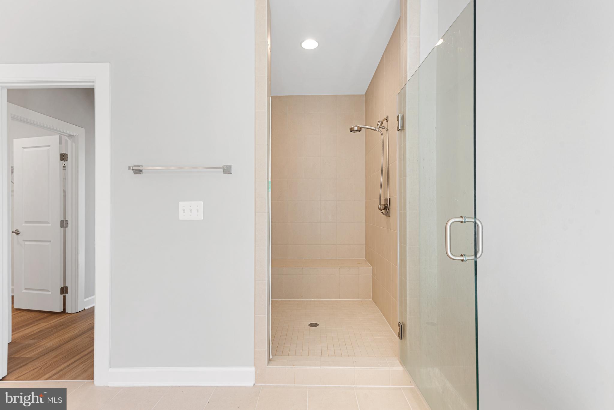 AVENSHIRE - Residential