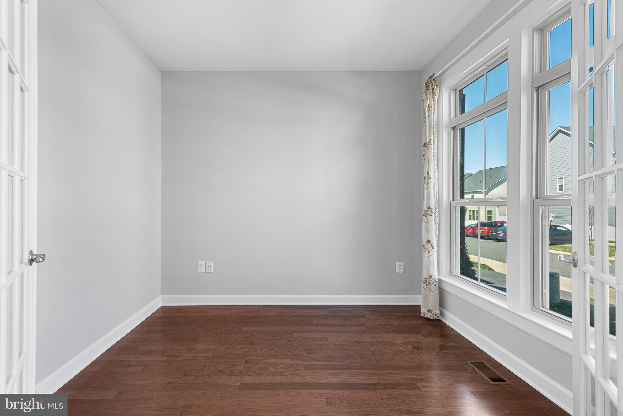 AVENSHIRE - Residential