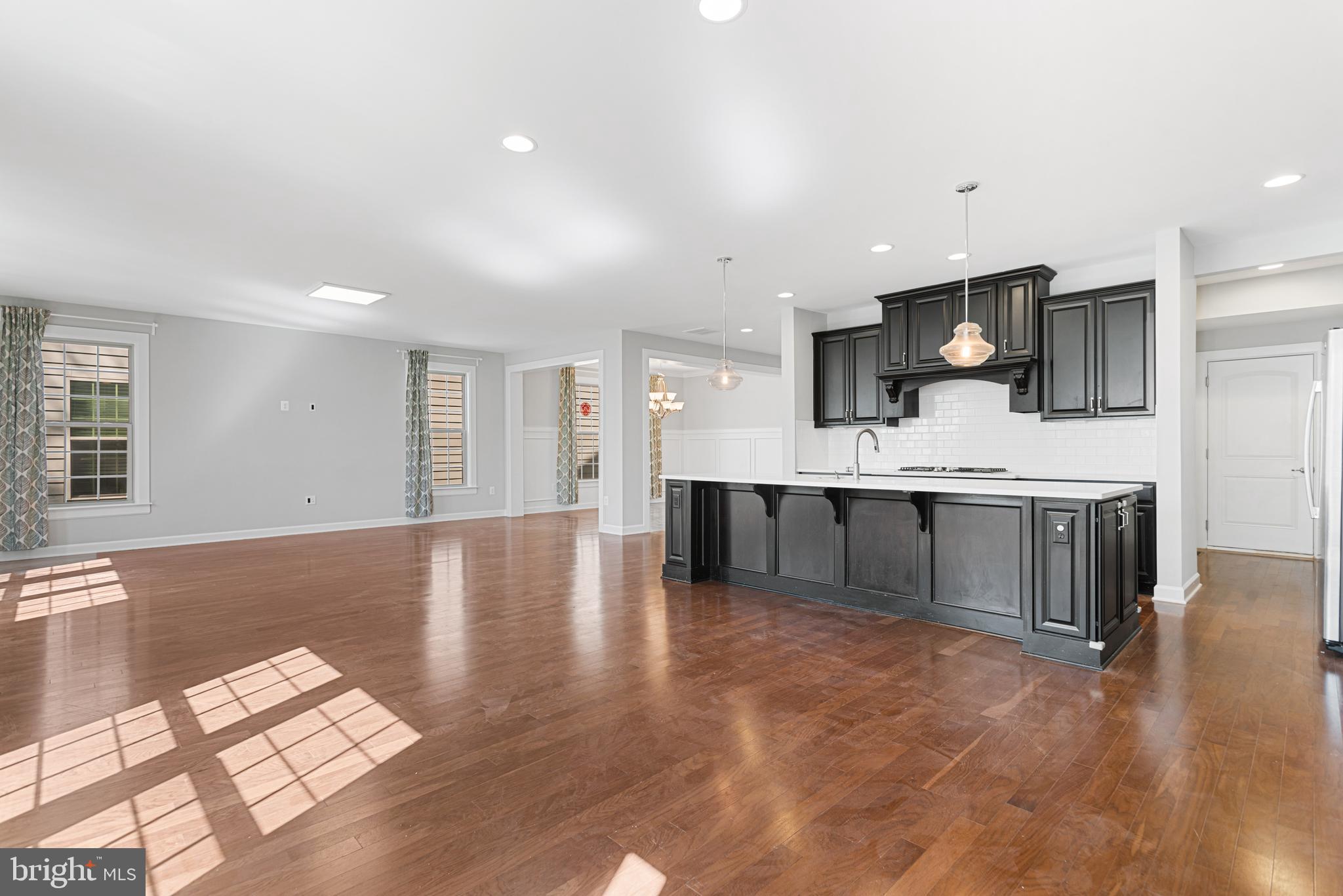 AVENSHIRE - Residential