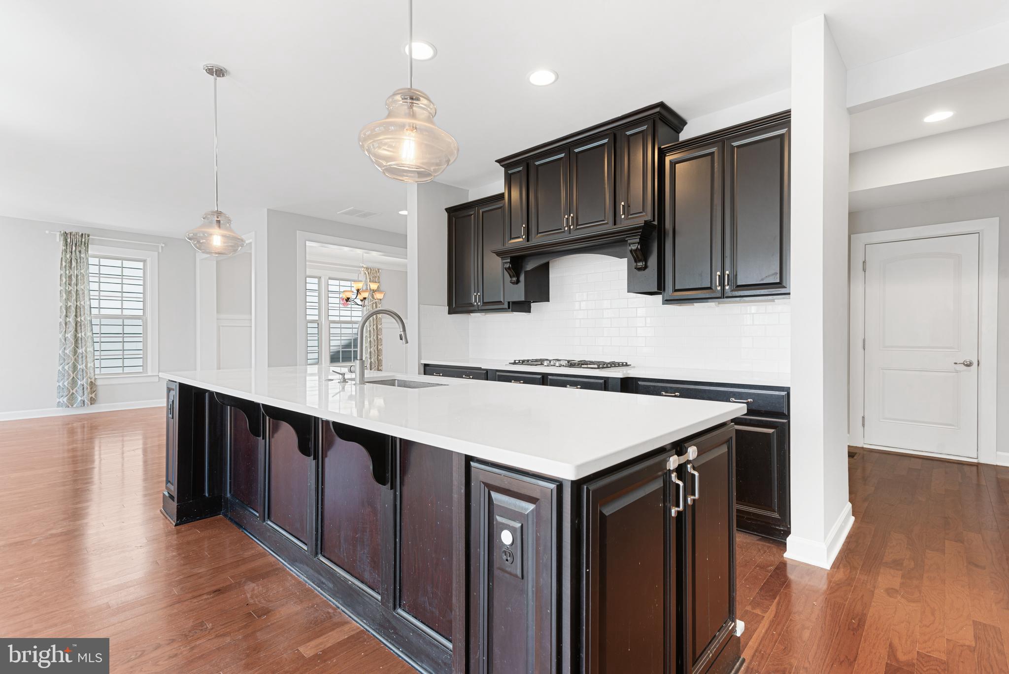 AVENSHIRE - Residential