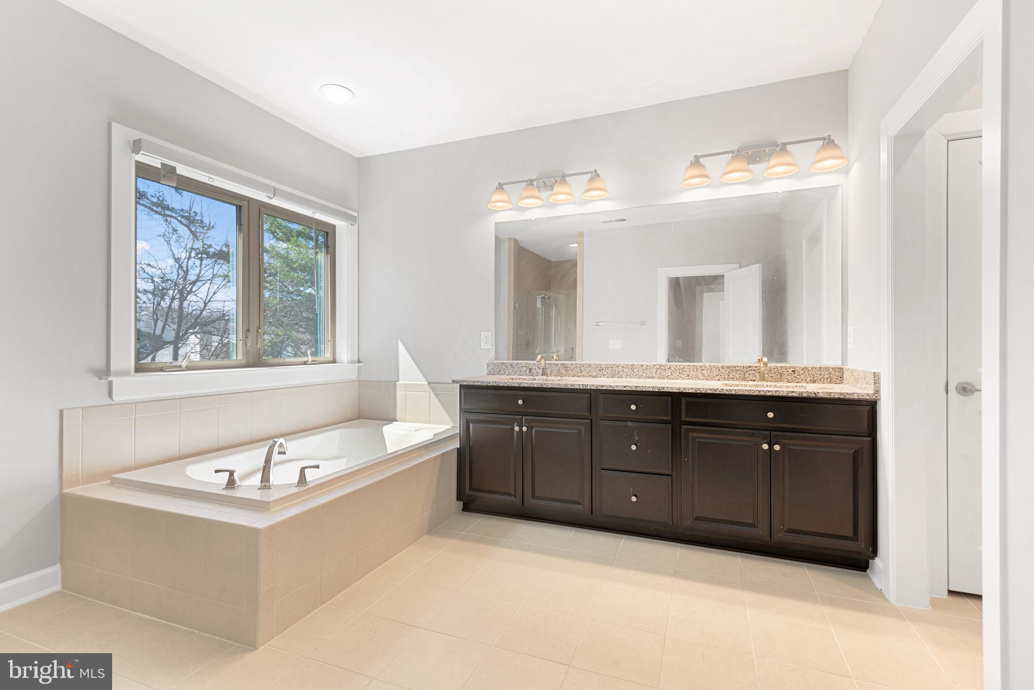 AVENSHIRE - Residential