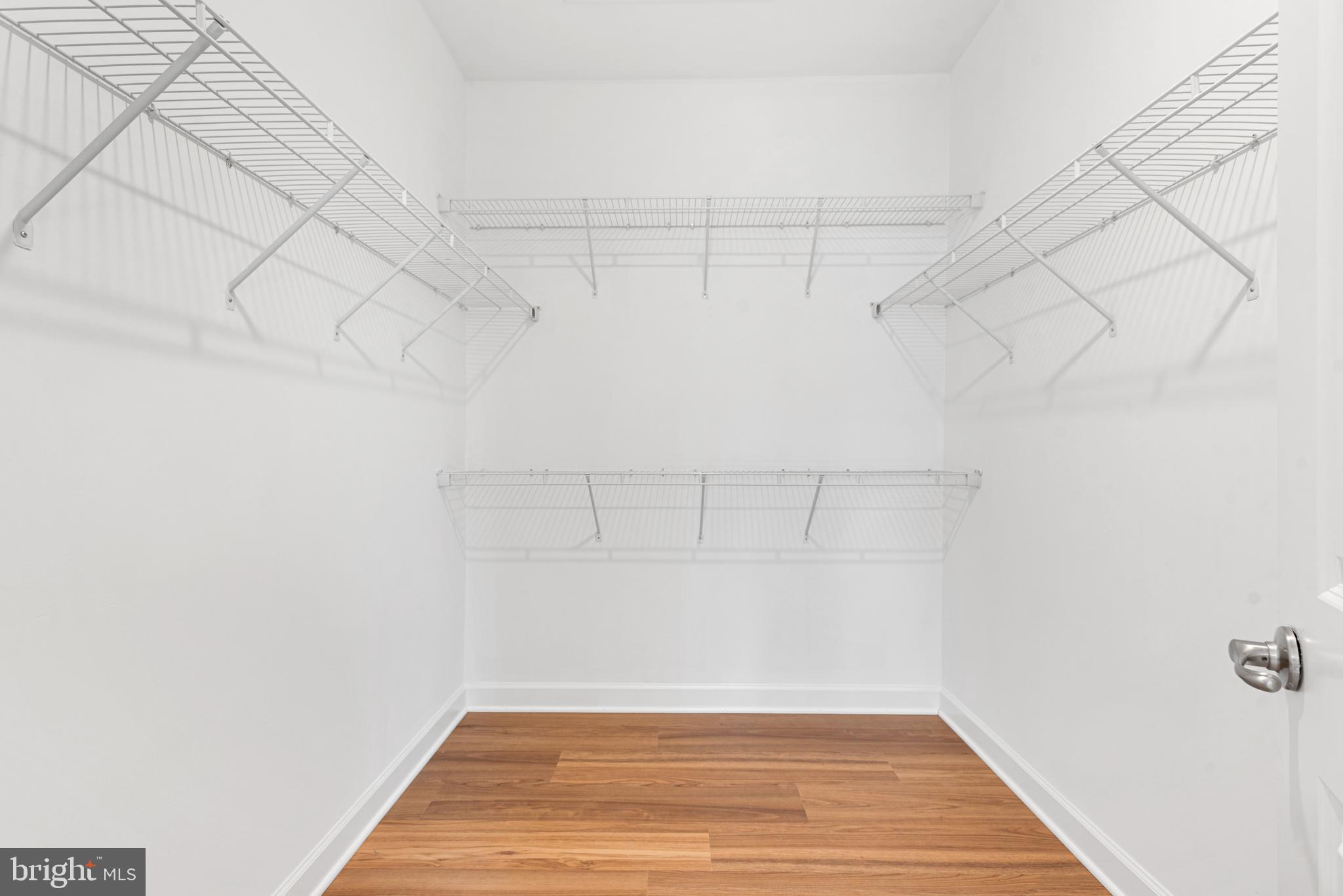 AVENSHIRE - Residential