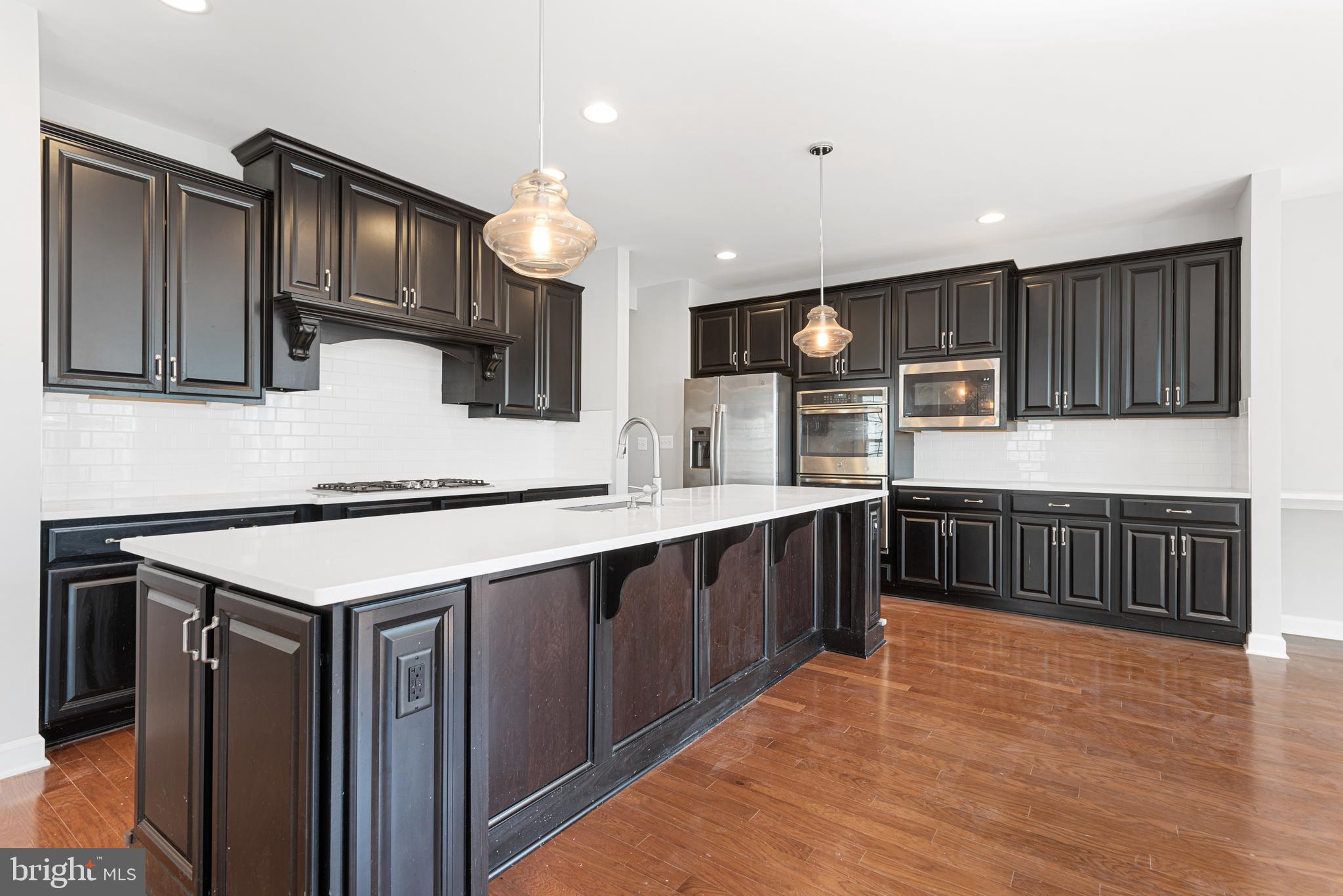 AVENSHIRE - Residential